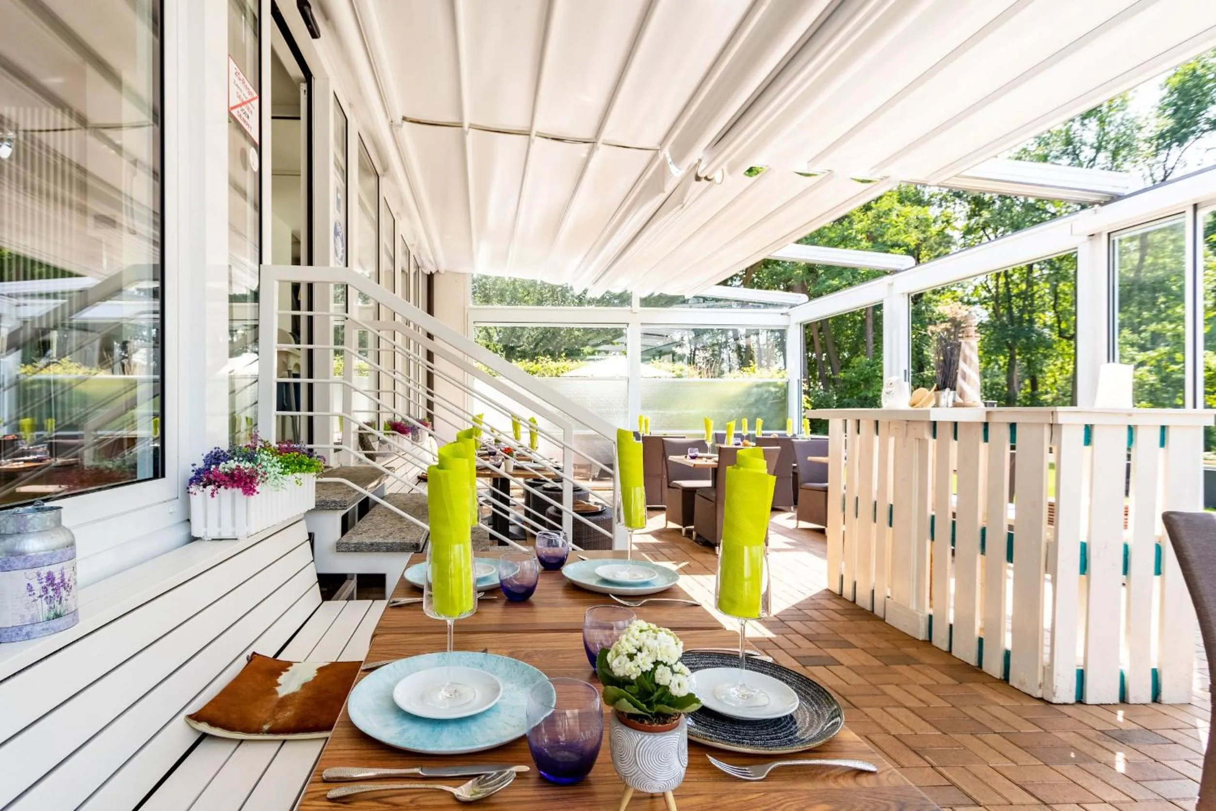Restaurant/places to eat in Ferienwohnung Carlotta in der Villa Seeblick