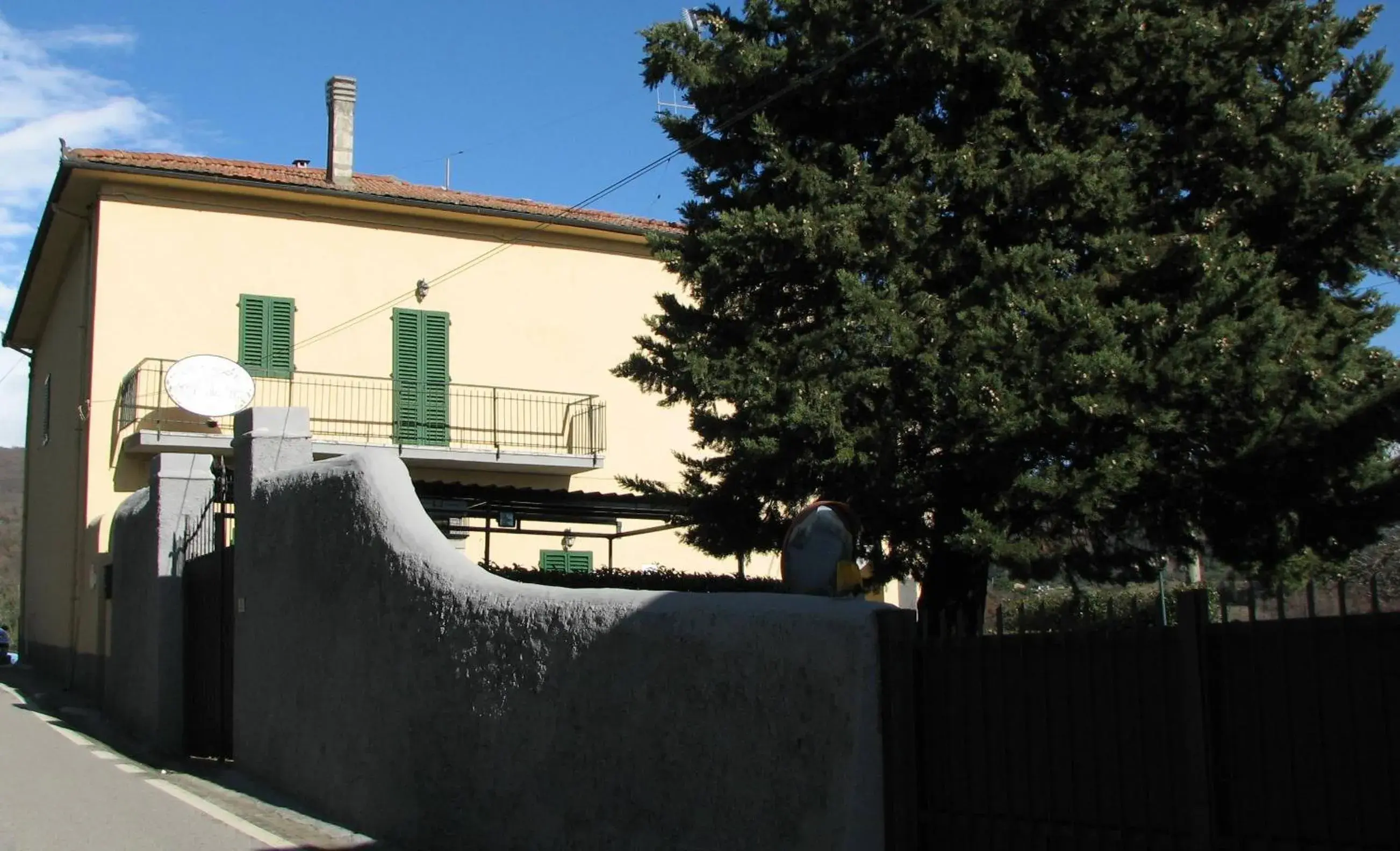 Borgo della Rocca Borgo della Rocca