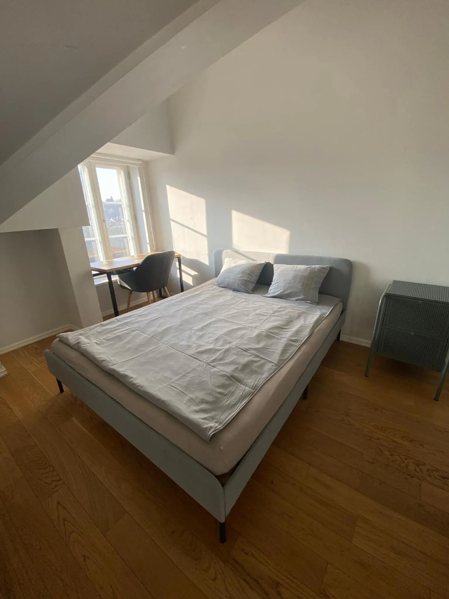 Bed in Lighthouse Apartments