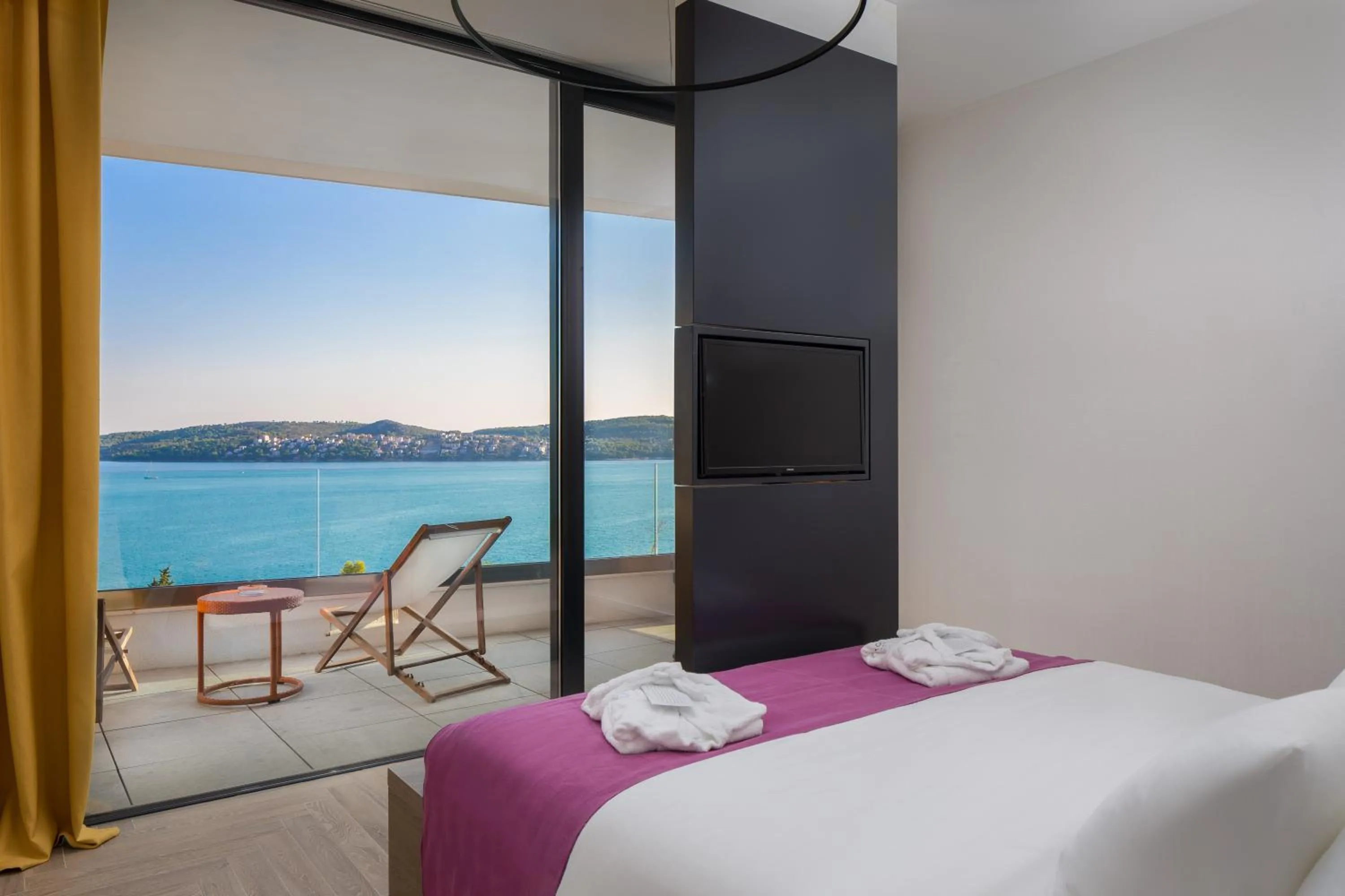 Bed in Hotel Ola - Adults Only