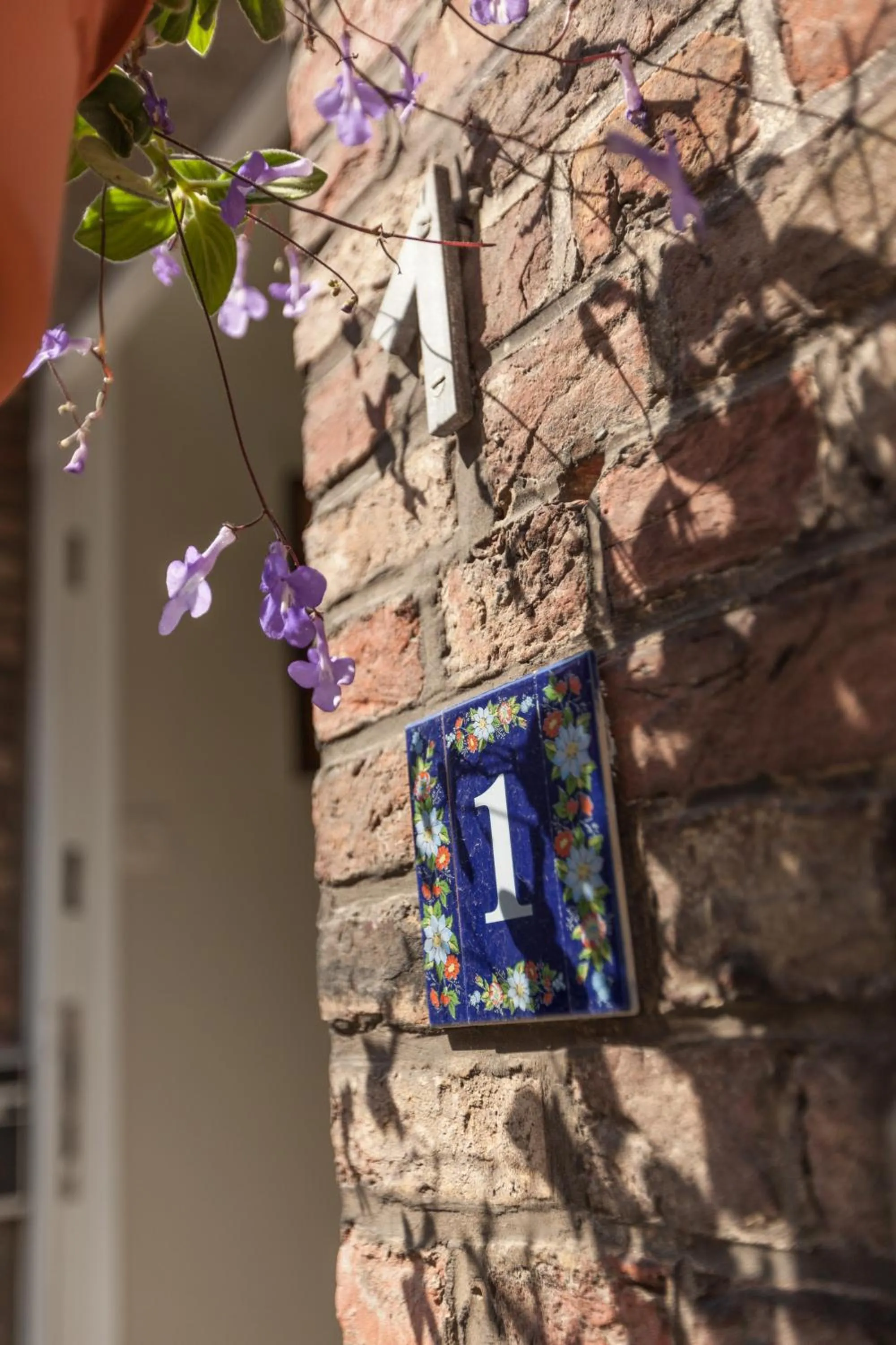 Facade/entrance in Bariseele B&B