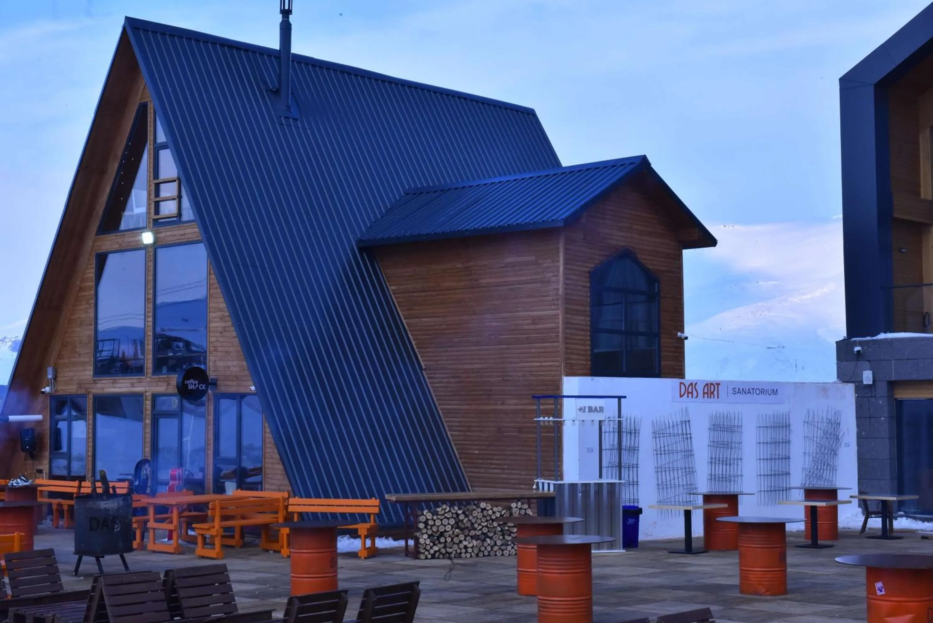 Property building in Das 3917