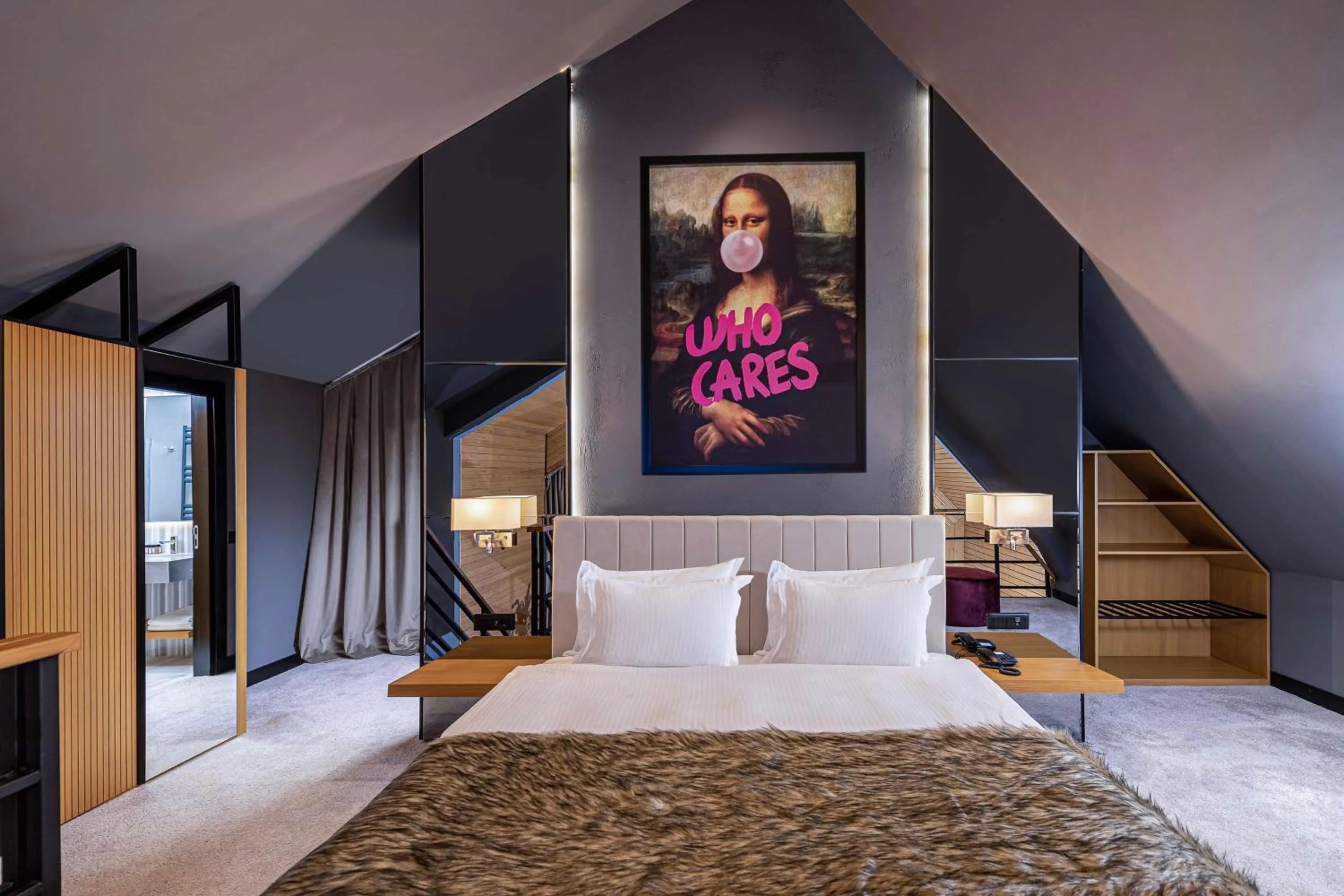 Bedroom, Bed in Das 3917