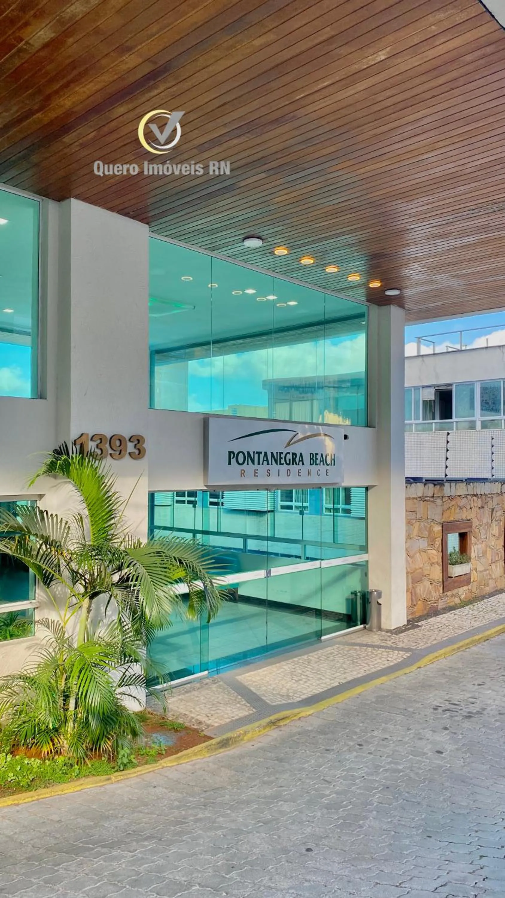 Property building in Ponta Negra Beach beira-mar