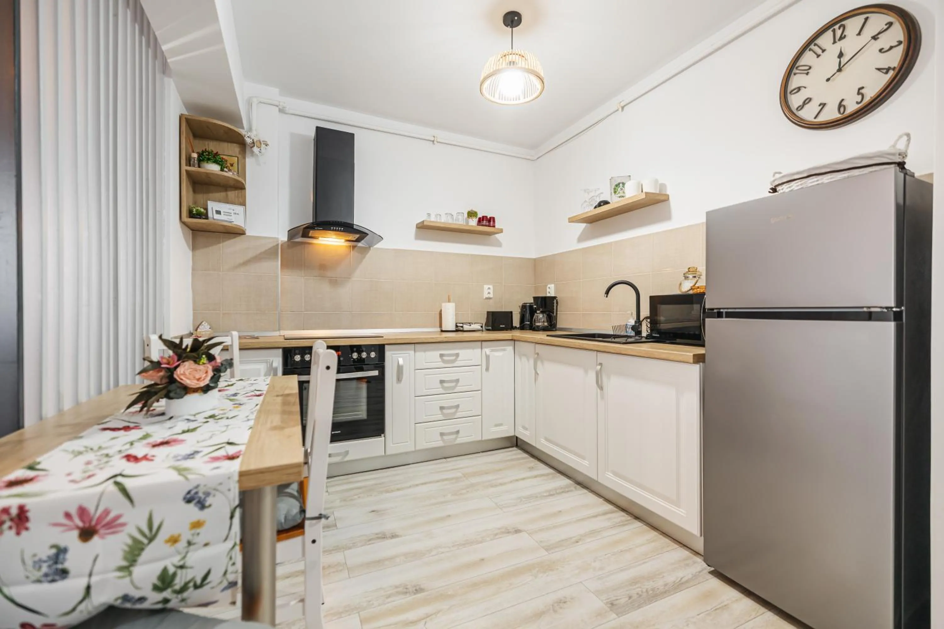 Kitchen or kitchenette in Olivia's Home