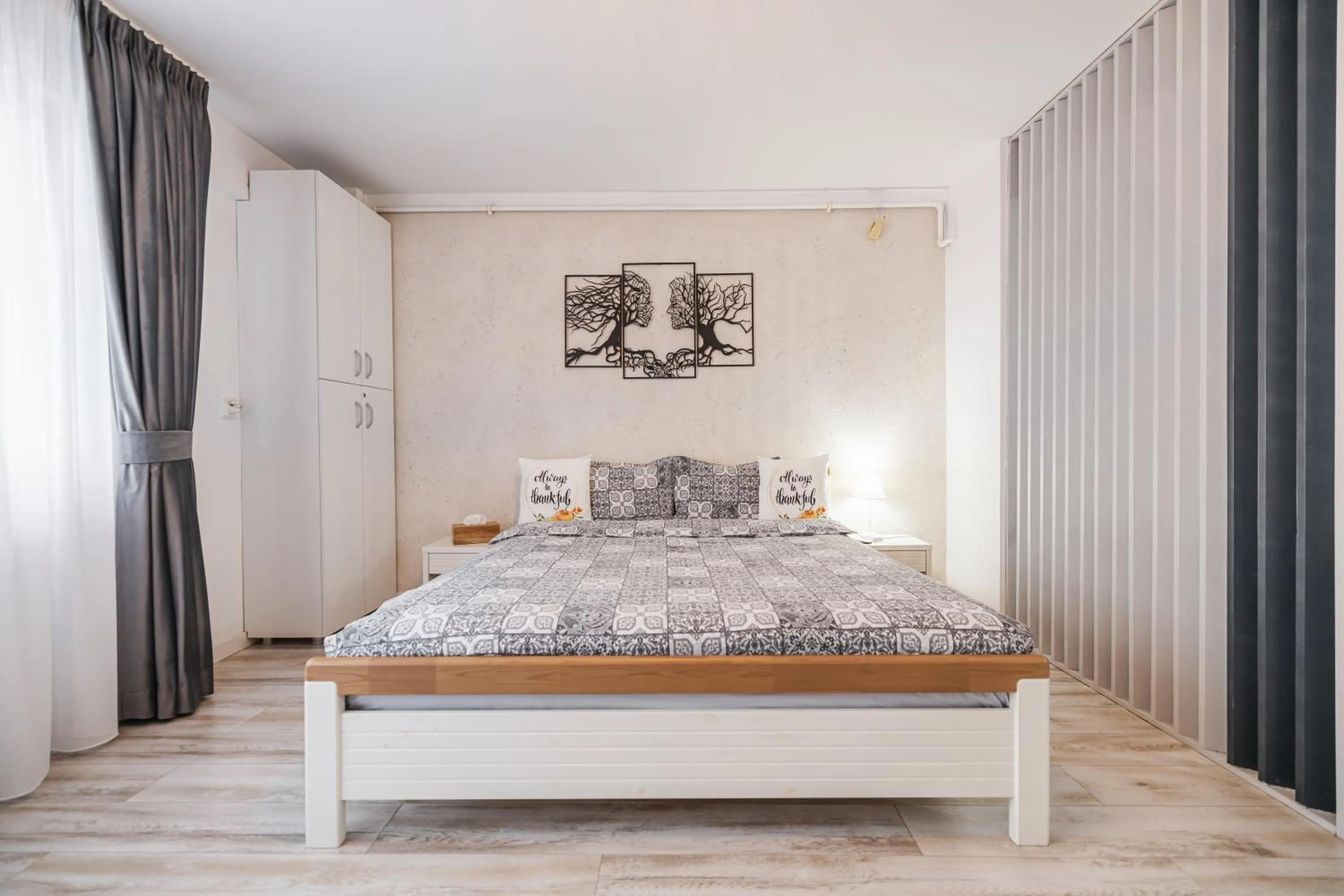 Bedroom, Bed in Olivia's Home