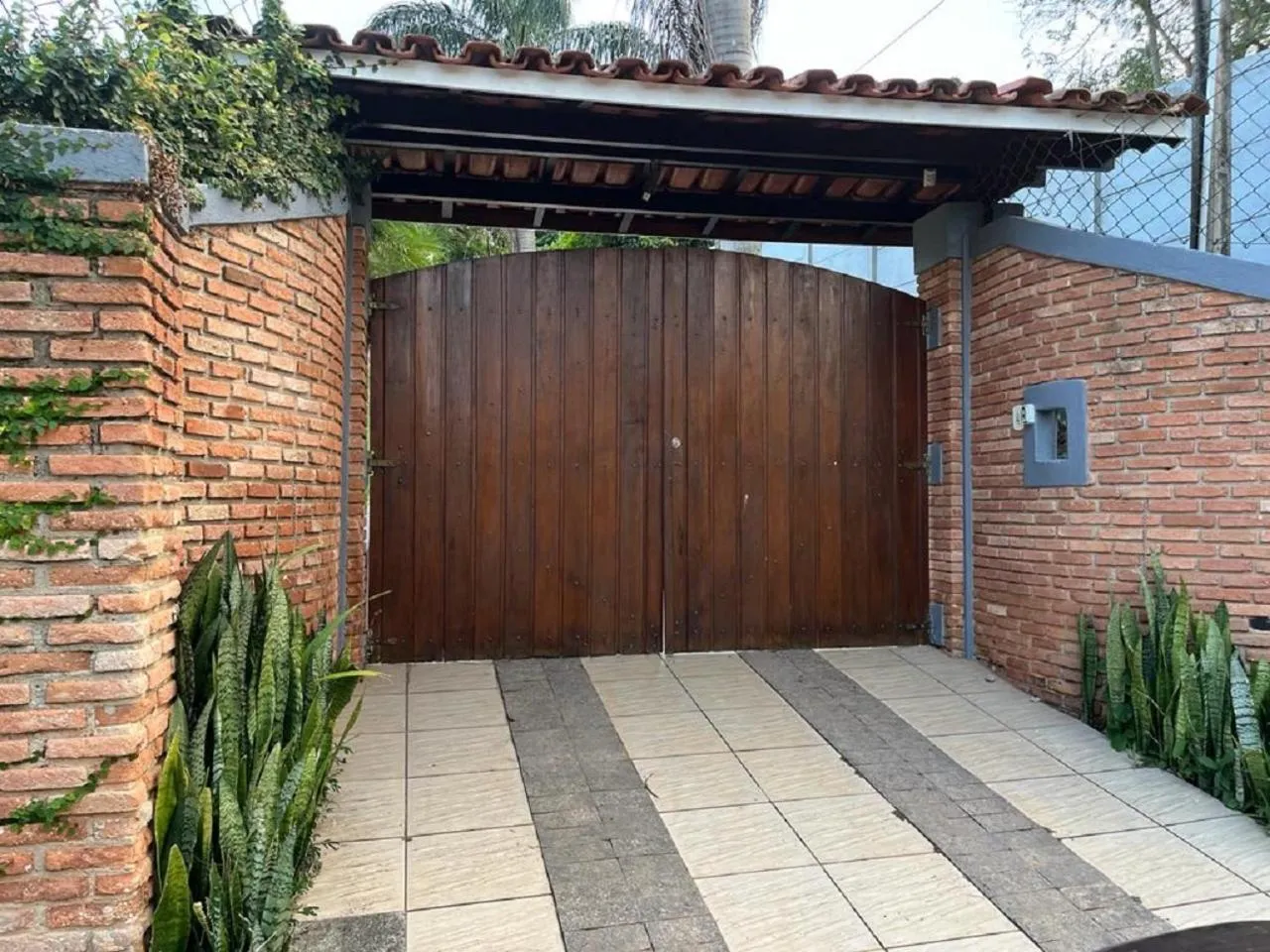 Facade/entrance in Atibaia - Casa de Campo