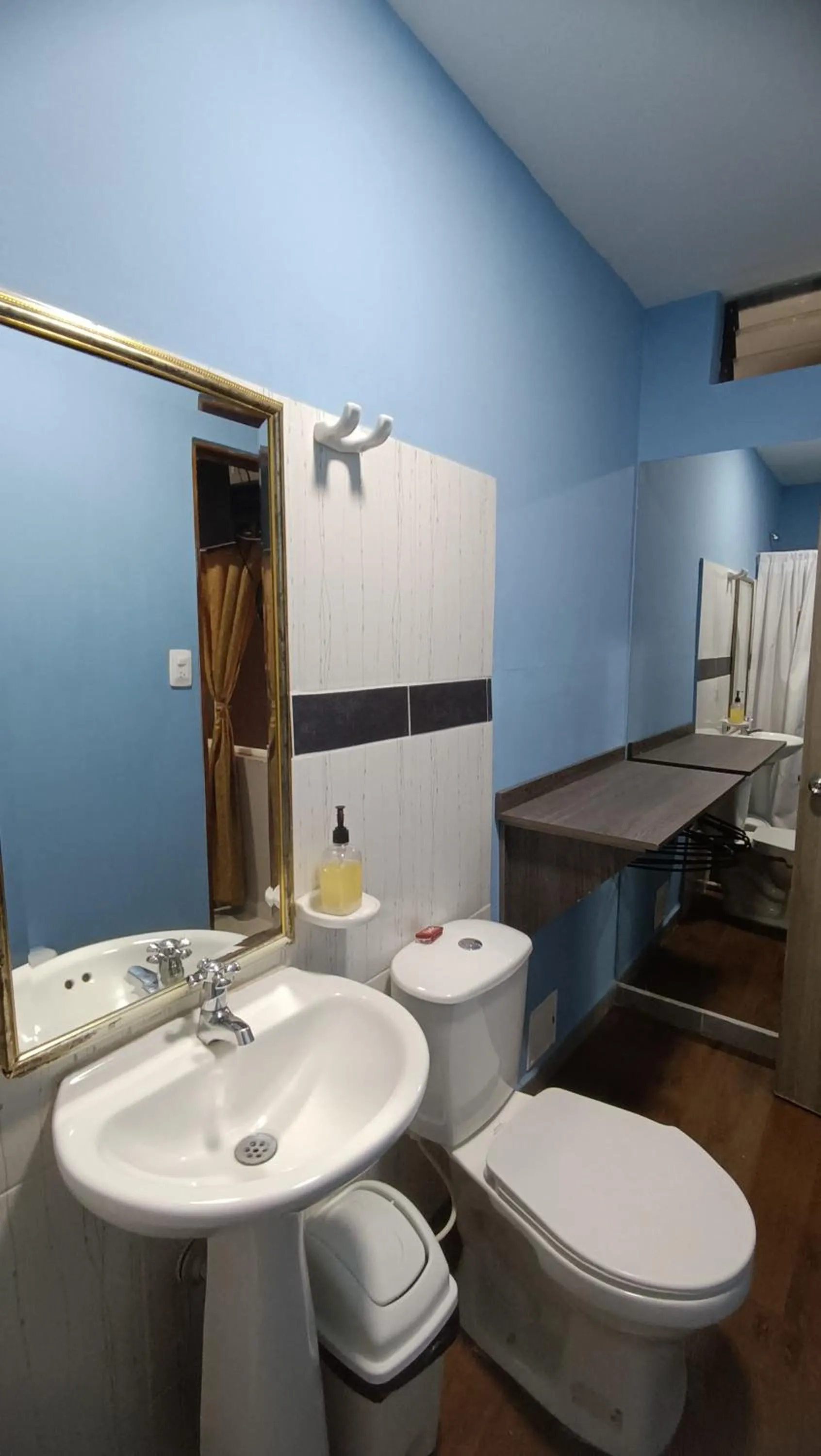 Bathroom in Hotel Simón Plaza