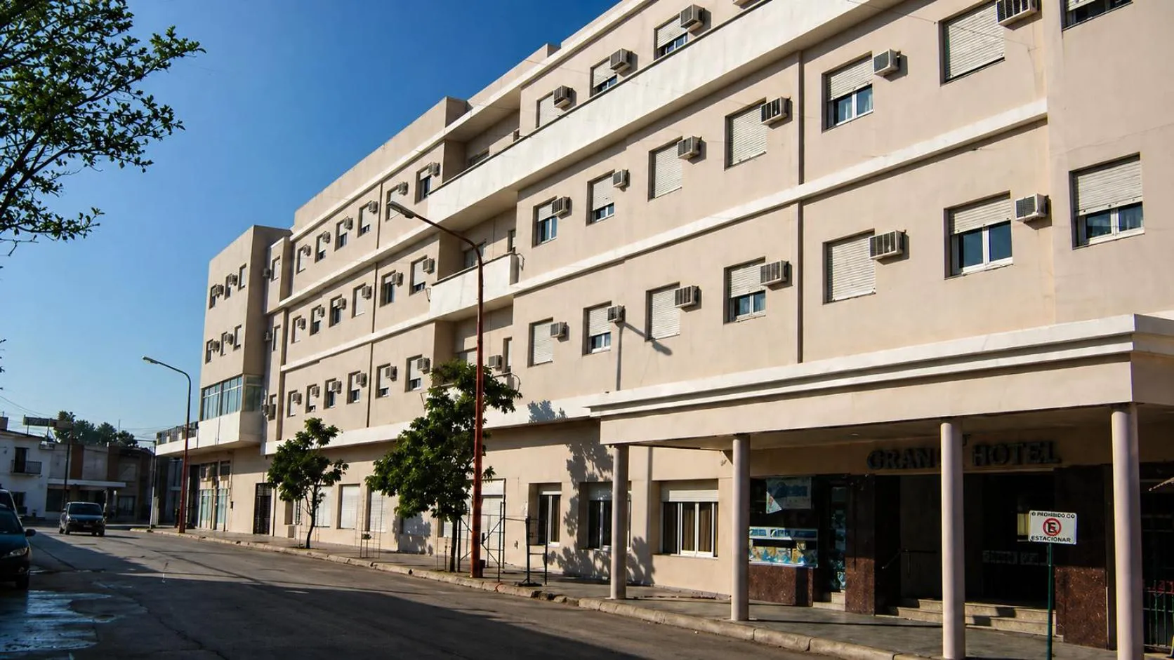 Property building in Grand Hotel by MH