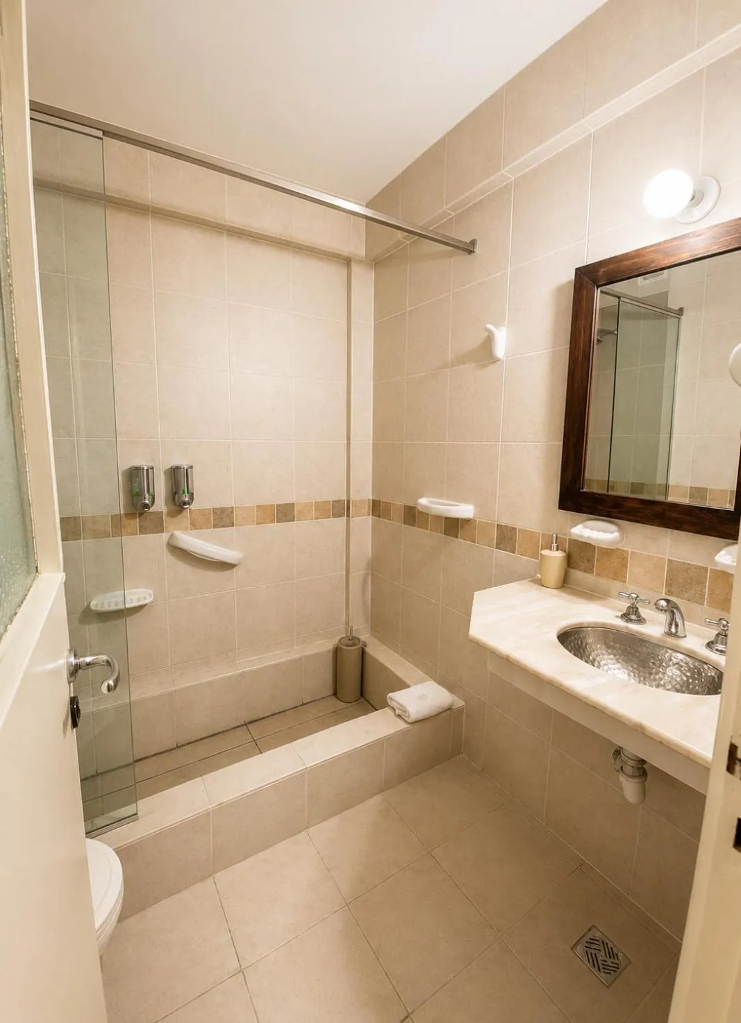 Bathroom in Grand Hotel by MH