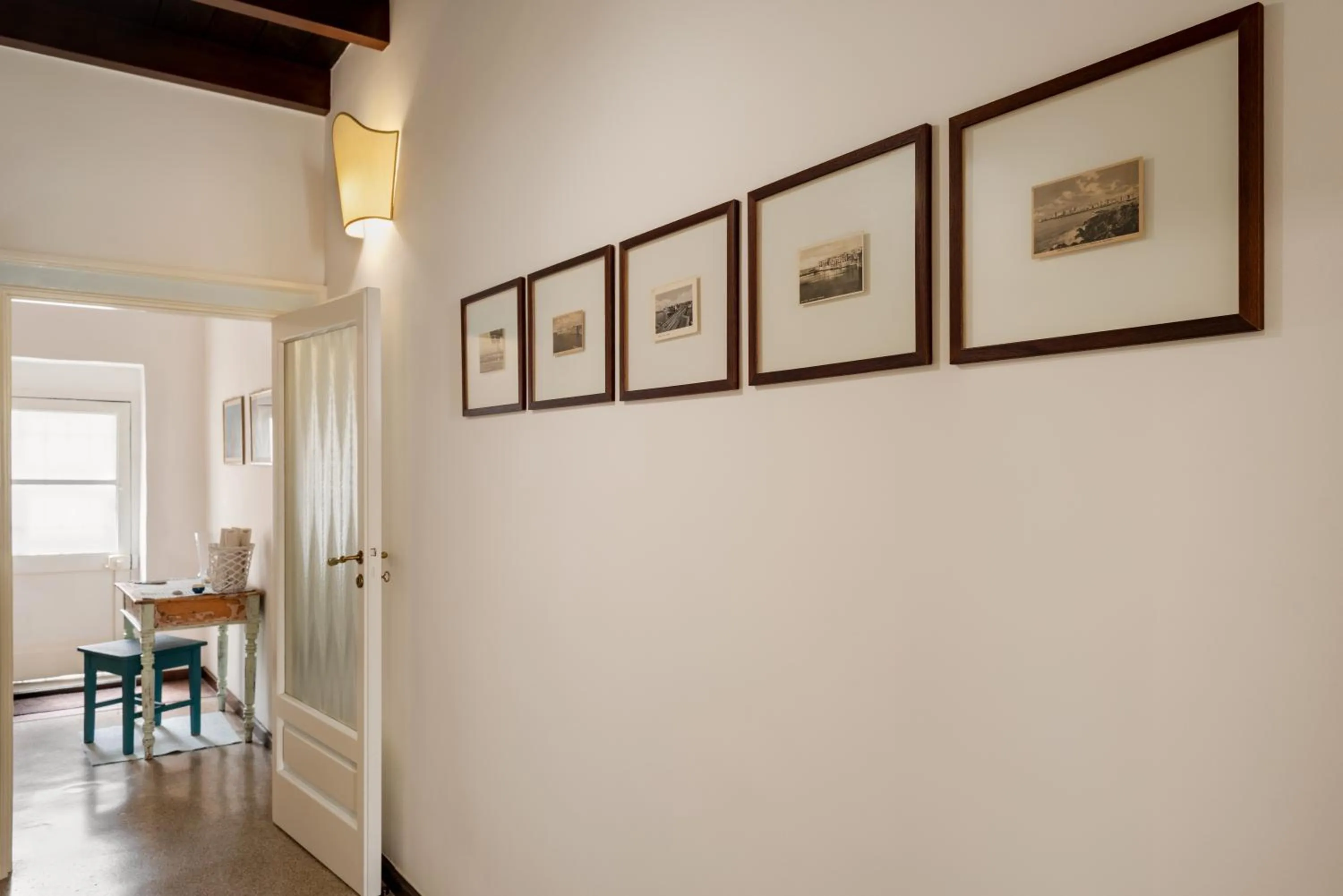 Decorative detail in Palazzo De Tomasi B&B