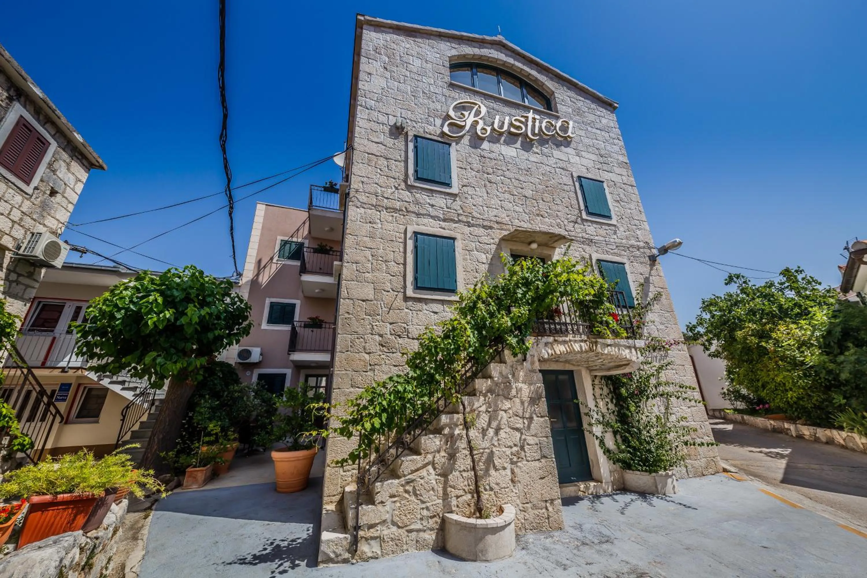 Property building in Villa Rustica Dalmatia