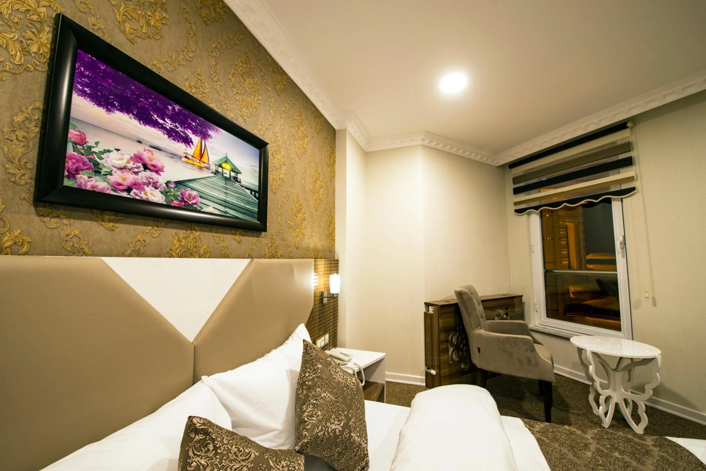 Other in Kars-i Si̇ri̇n Otel