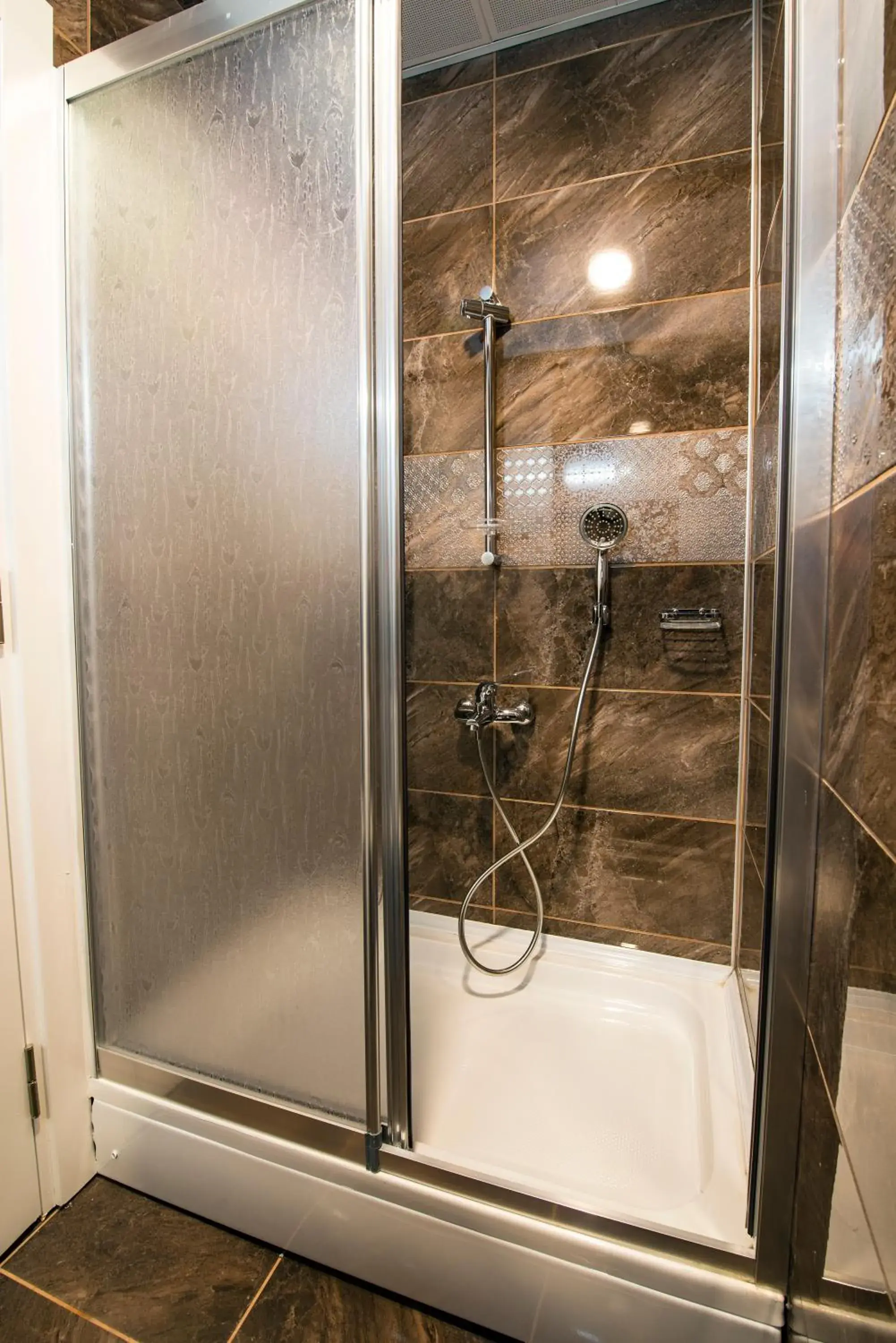 Single Room in Kars-i Si̇ri̇n Otel Single Room in Kars-i Si̇ri̇n Otel