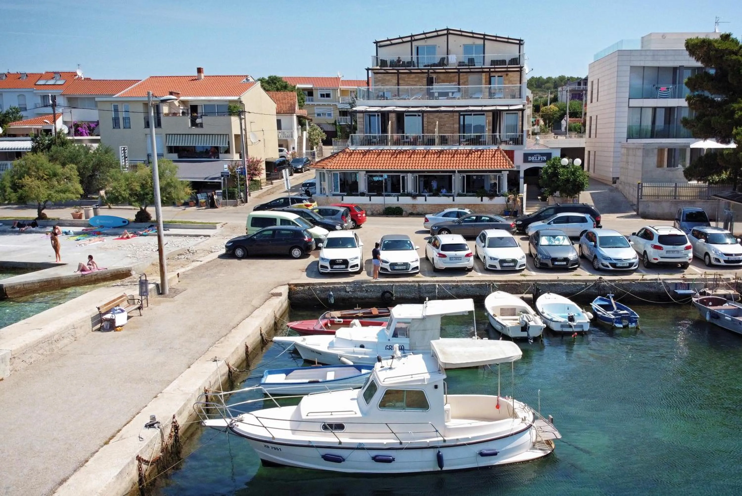 Property building in Hotel Delfin