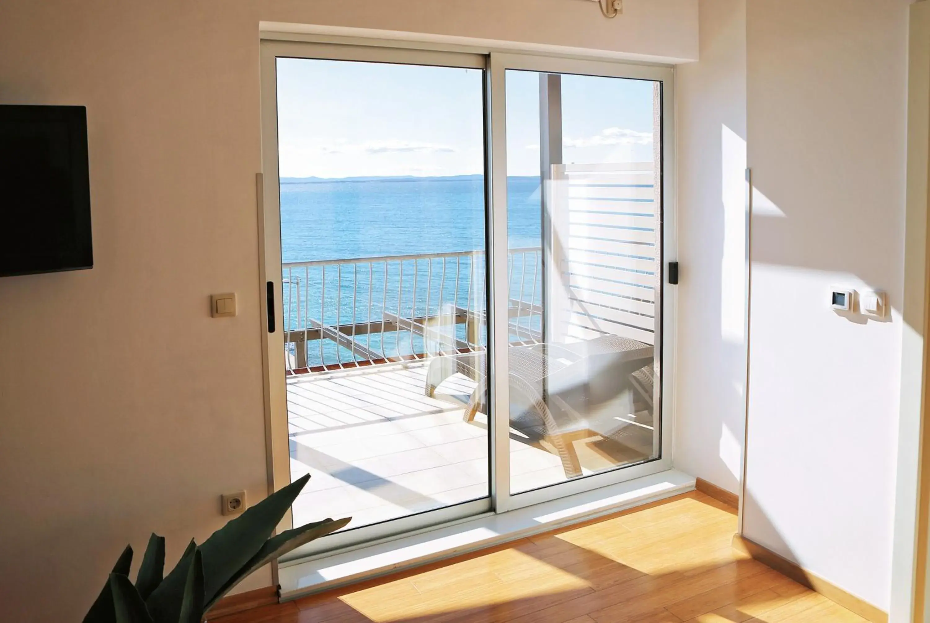 Superior Suite with Sea View in Hotel Delfin Superior Suite with Sea View in Hotel Delfin