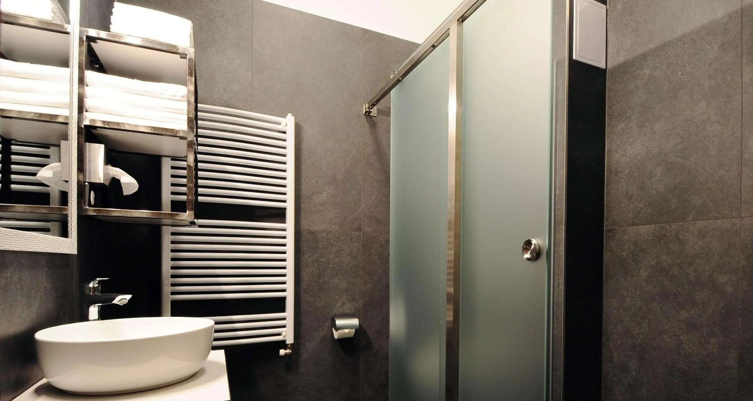 Bathroom in Best Western Airport Hotel Stella