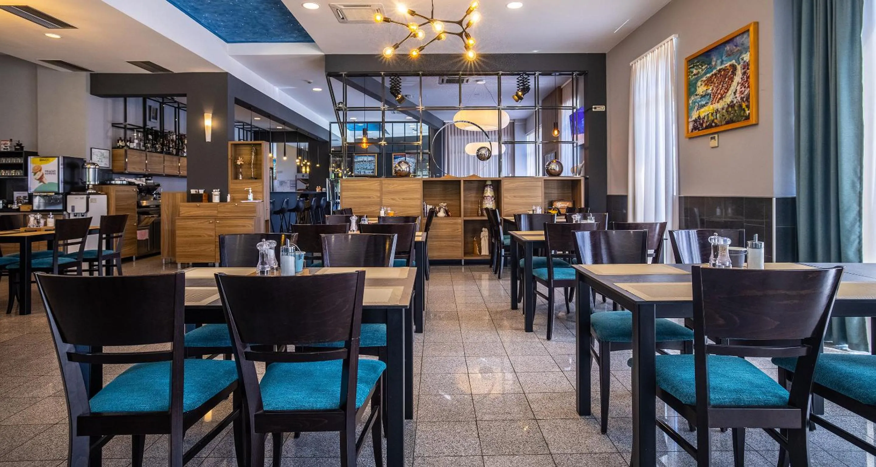 Restaurant/places to eat in Best Western Airport Hotel Stella