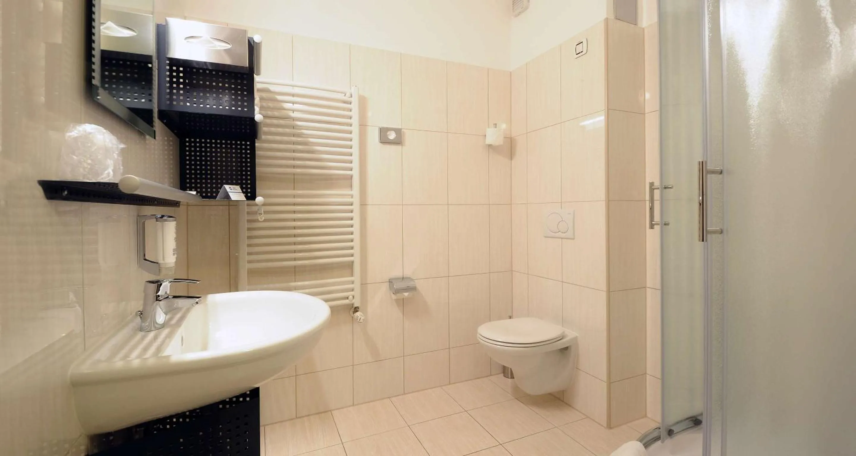 Bathroom in Best Western Airport Hotel Stella