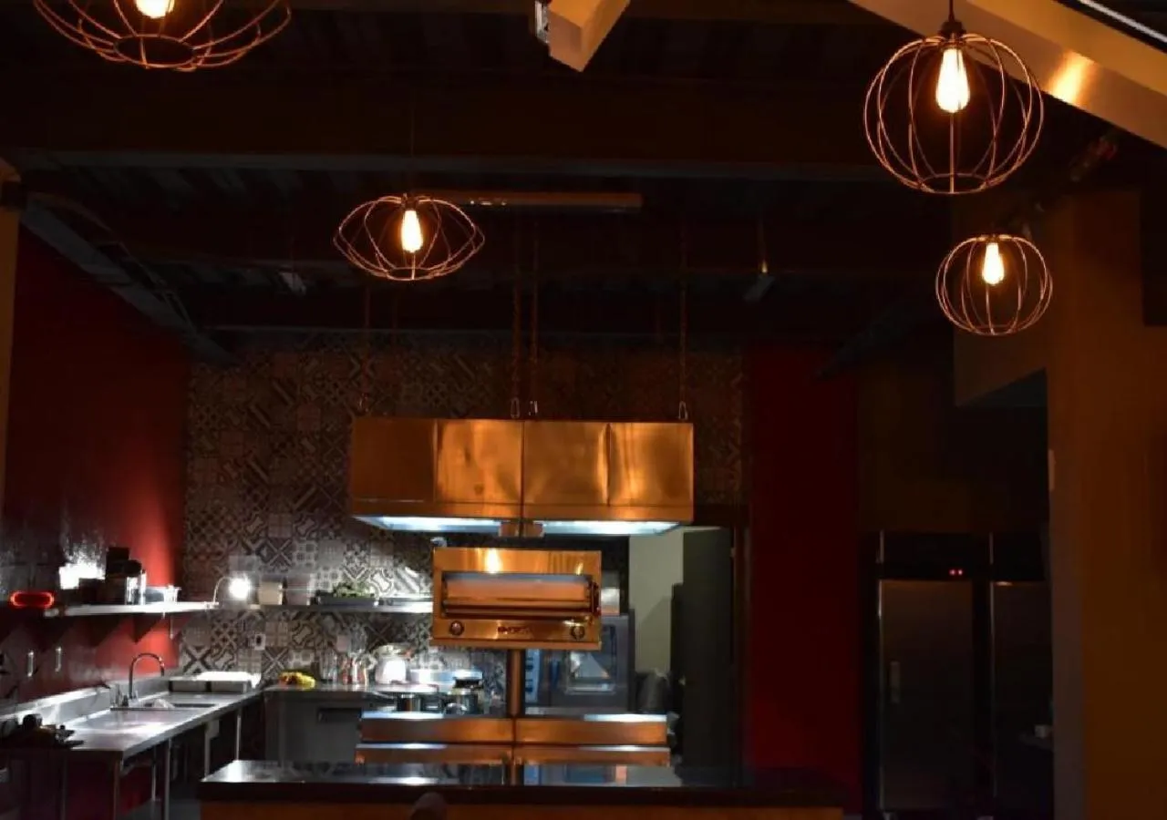 Restaurant/places to eat in ESDUMA HK HOTEL Pachuca