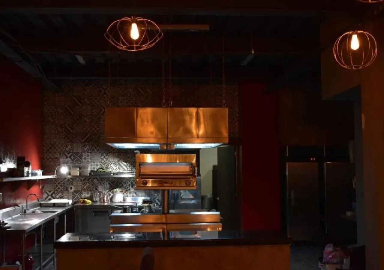 Restaurant/places to eat in ESDUMA HK HOTEL Pachuca