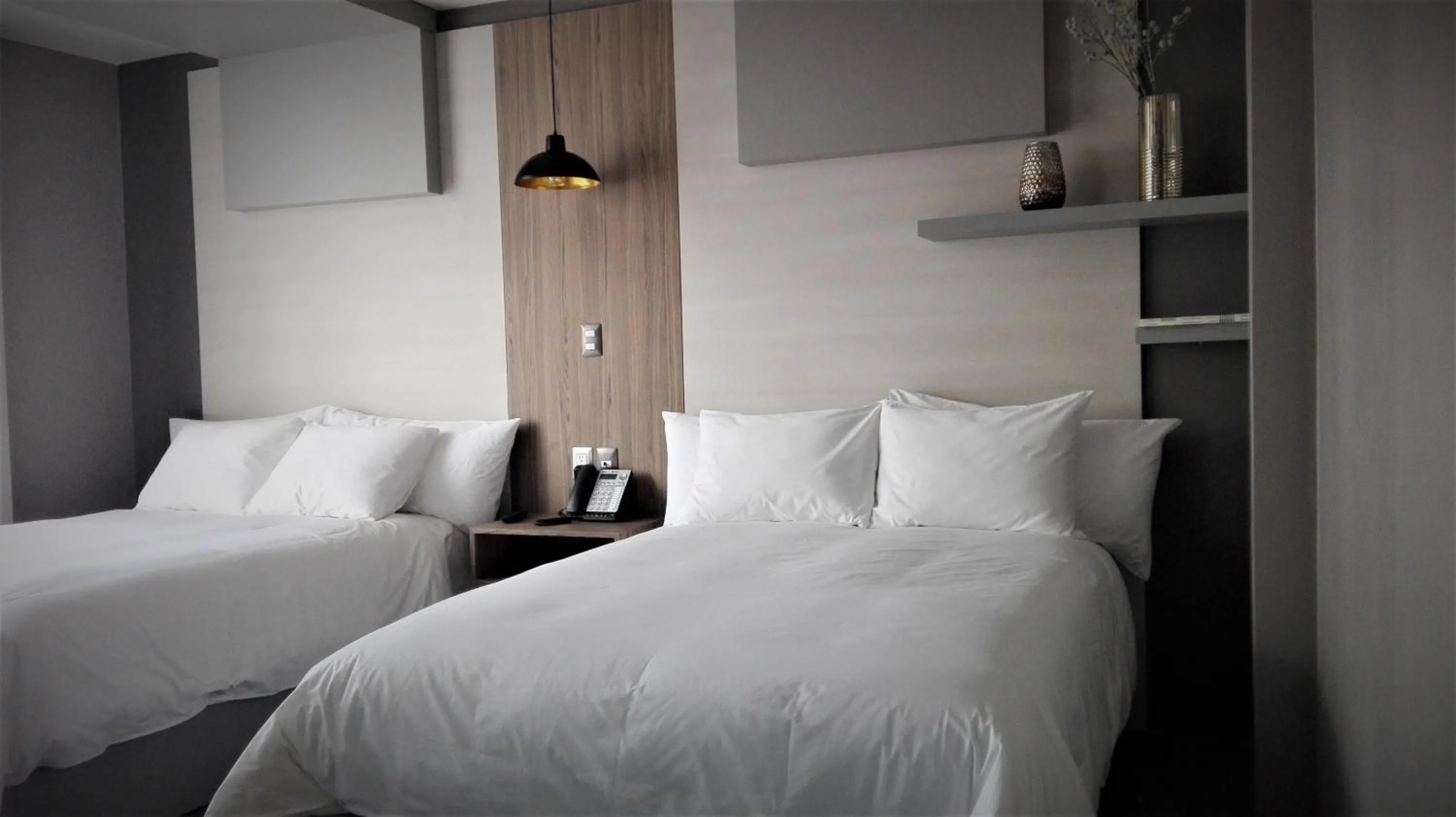 Bedroom, Bed in ESDUMA HK HOTEL Pachuca