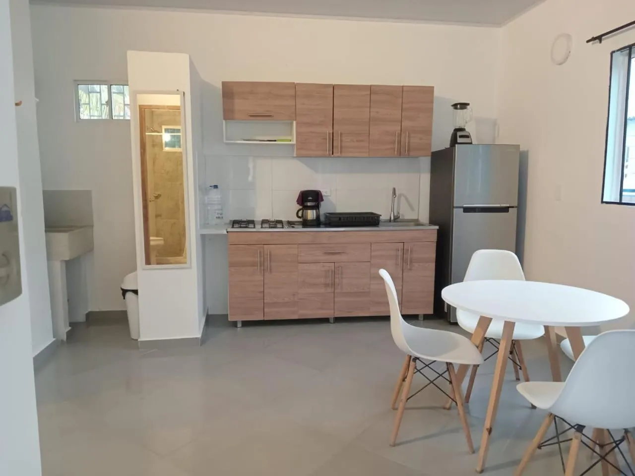 Kitchen or kitchenette in Cabaña Los Cristales Coveñas by Amauna