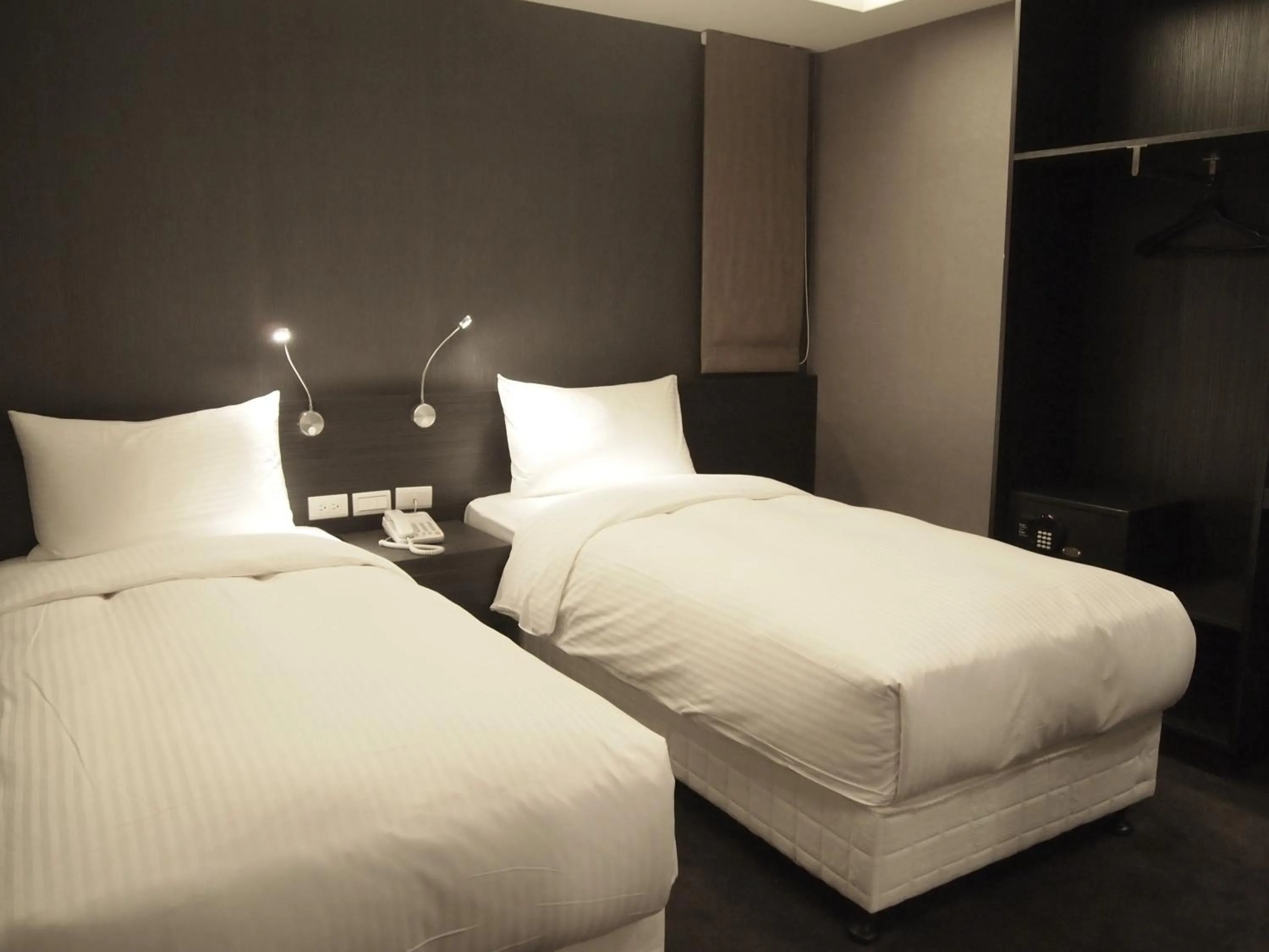 Bedroom, Bed in Fairytale Yi Su Hotspring Hotel