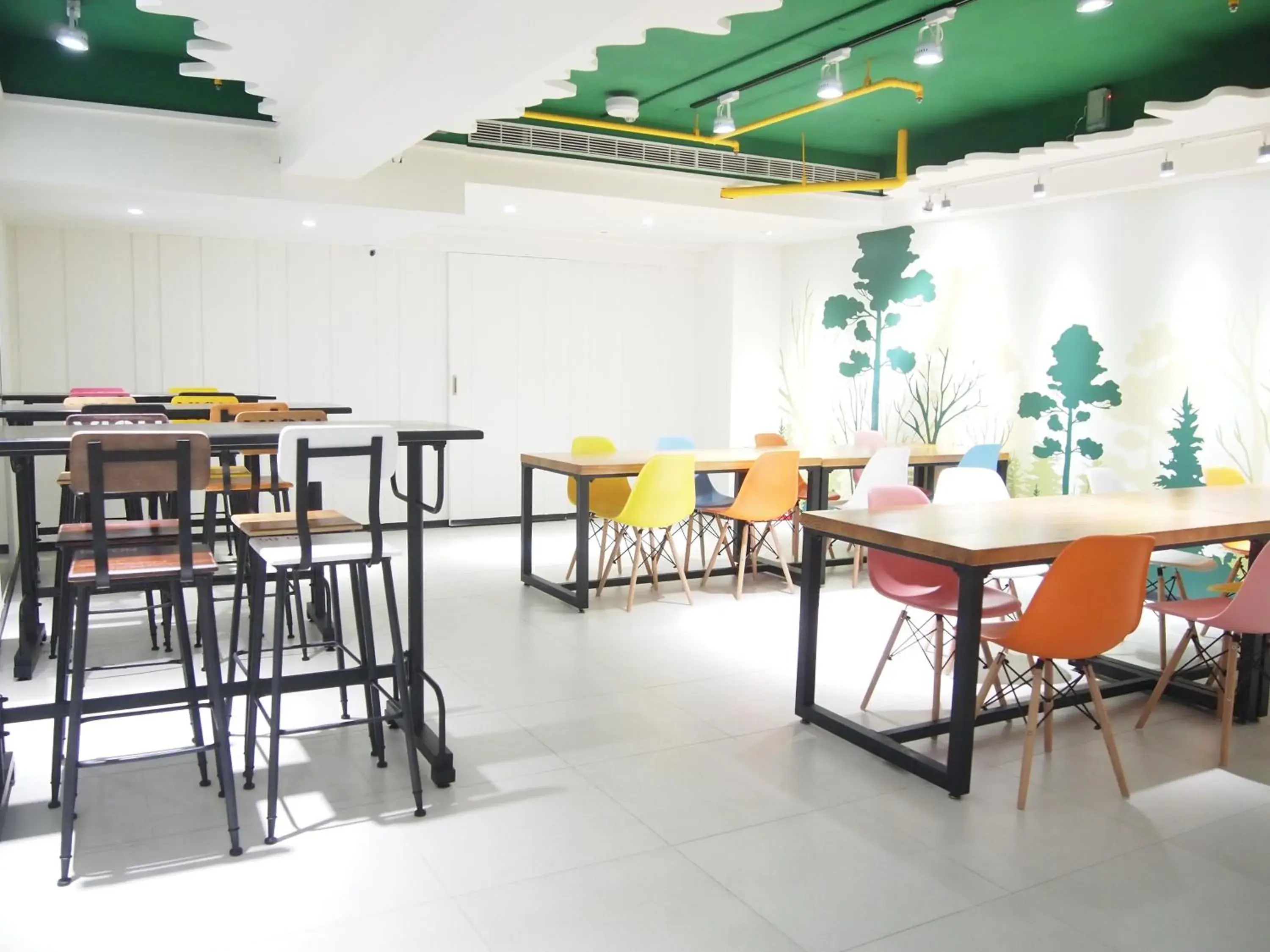 Restaurant/places to eat in Fairytale Yi Su Hotspring Hotel Restaurant/places to eat in Fairytale Yi Su Hotspring Hotel