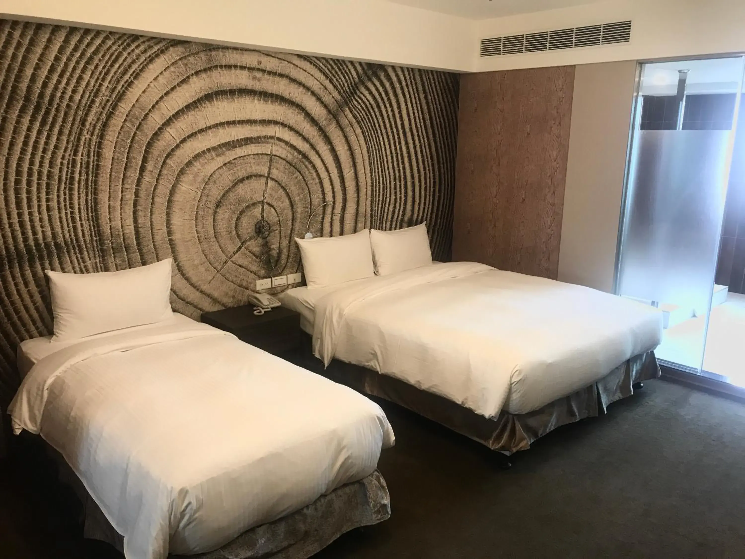 Photo of the whole room, Bed in Fairytale Yi Su Hotspring Hotel Photo of the whole room, Bed in Fairytale Yi Su Hotspring Hotel