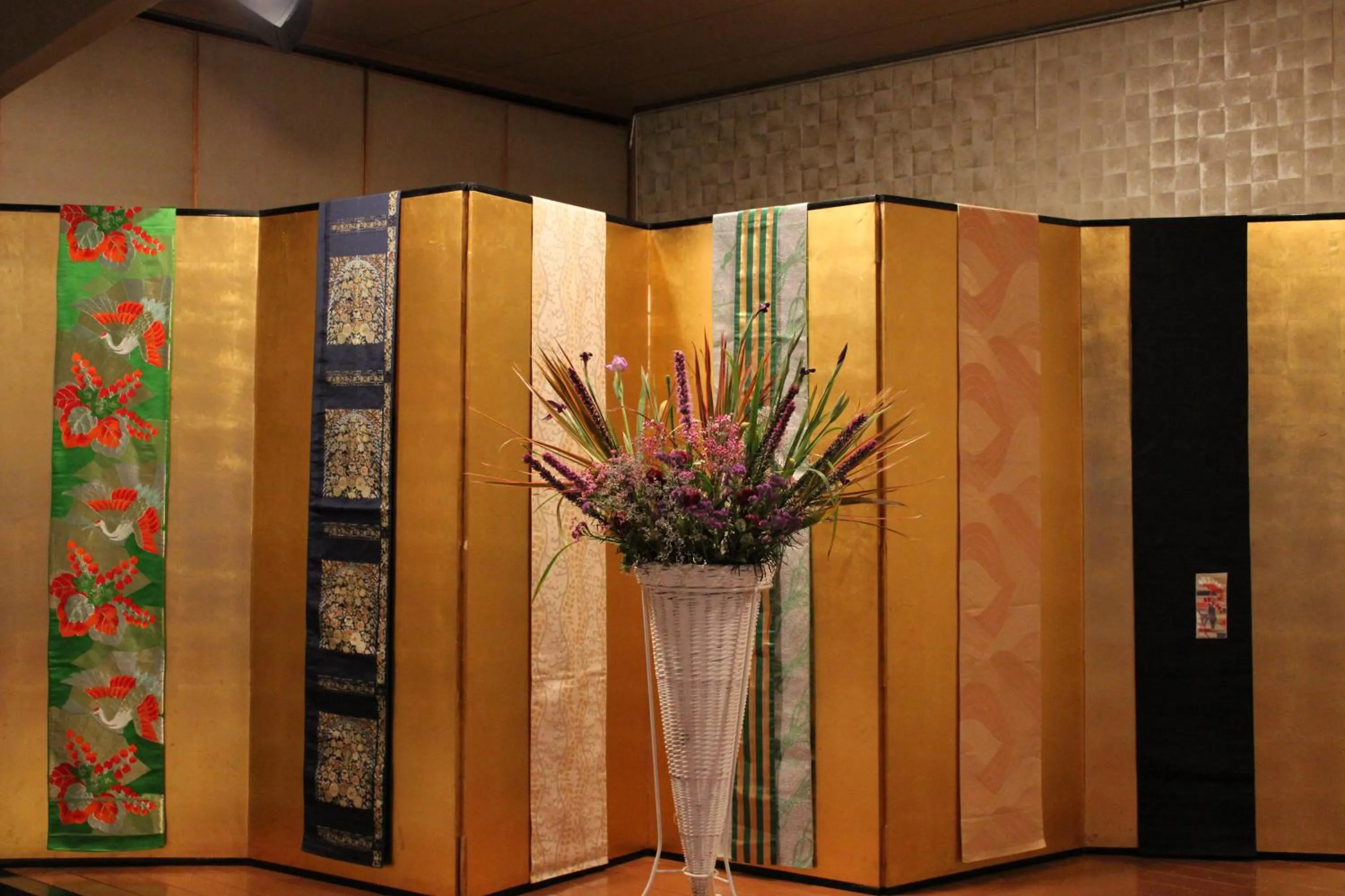 Decorative detail in Enmeikan