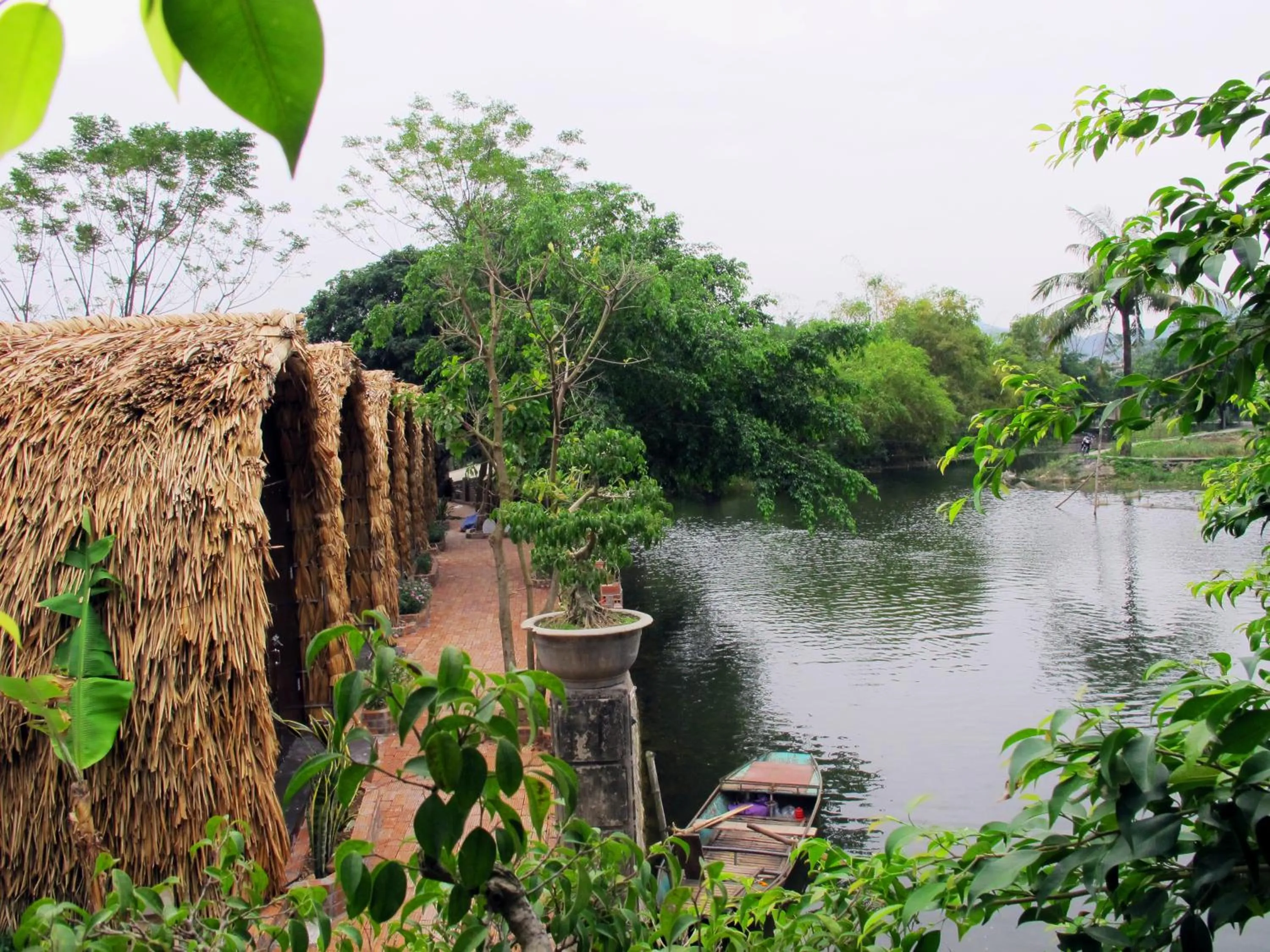 River view in Tam Coc Bungalow