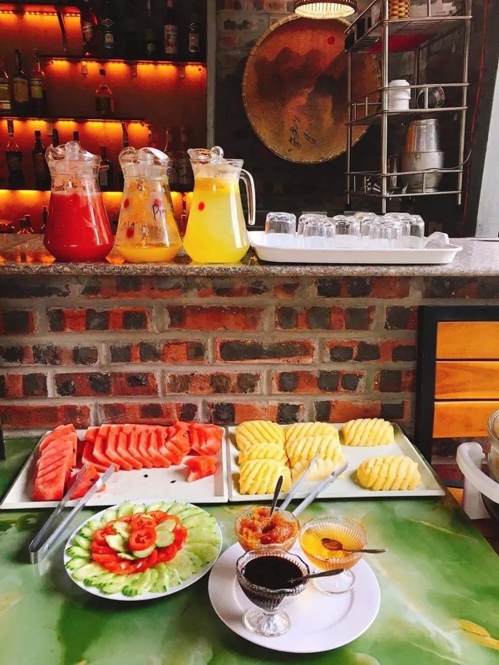 Breakfast in Tam Coc Bungalow