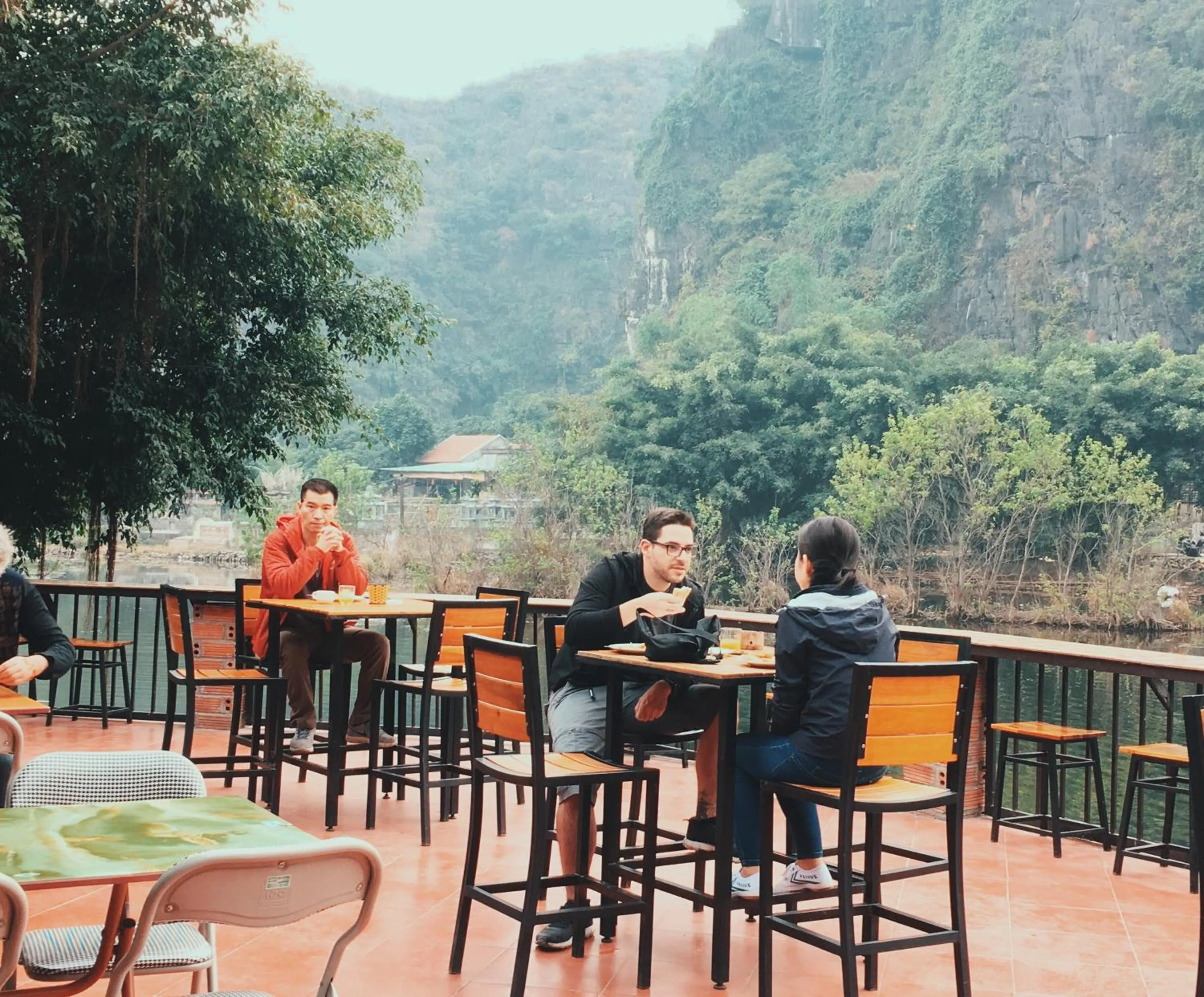Restaurant/places to eat in Tam Coc Bungalow