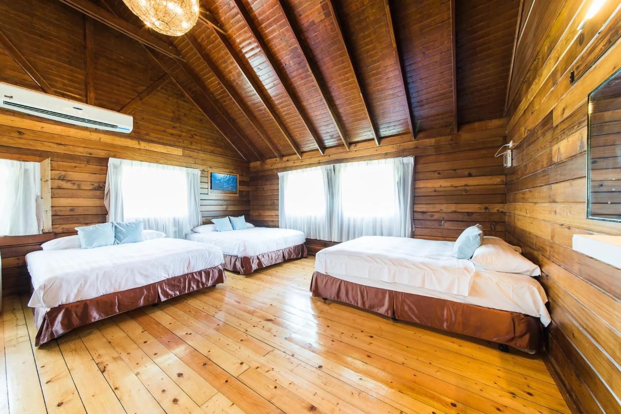 Bed in Kentington Resort