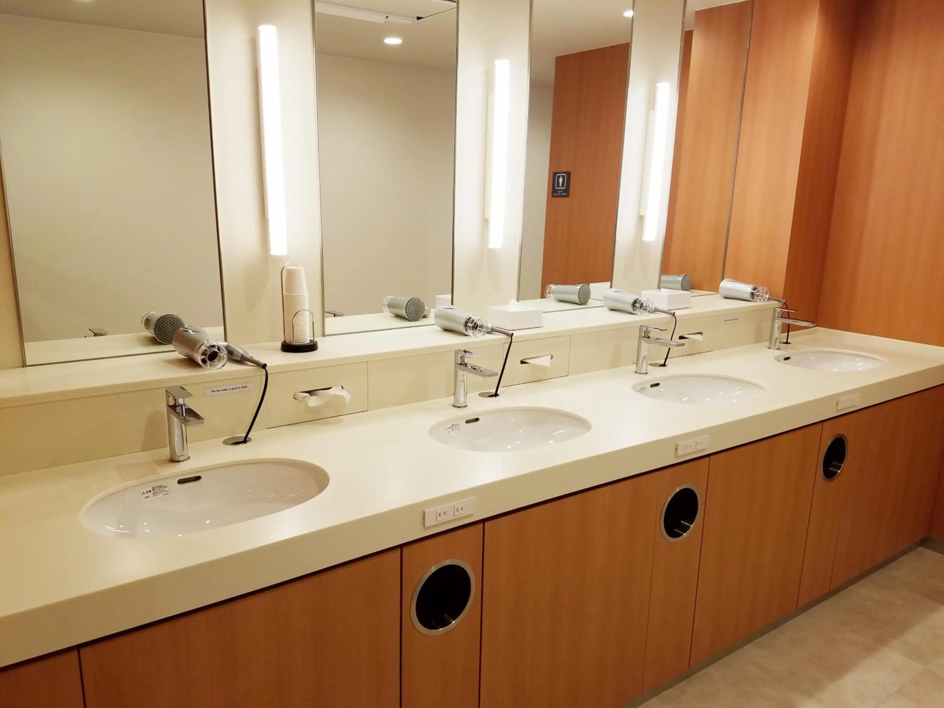 Other in First Cabin Nagasaki