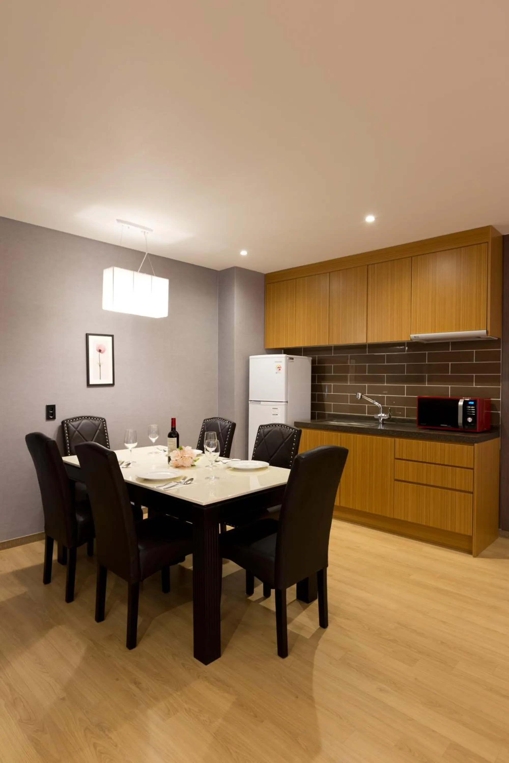Kitchen or kitchenette in Incheon Stay Hotel