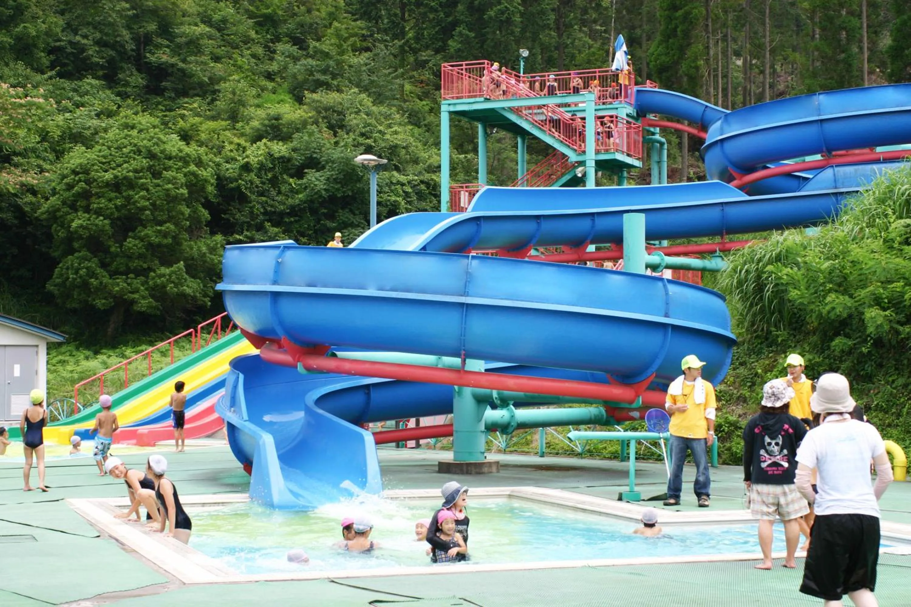 Swimming pool in Greenpia Yame