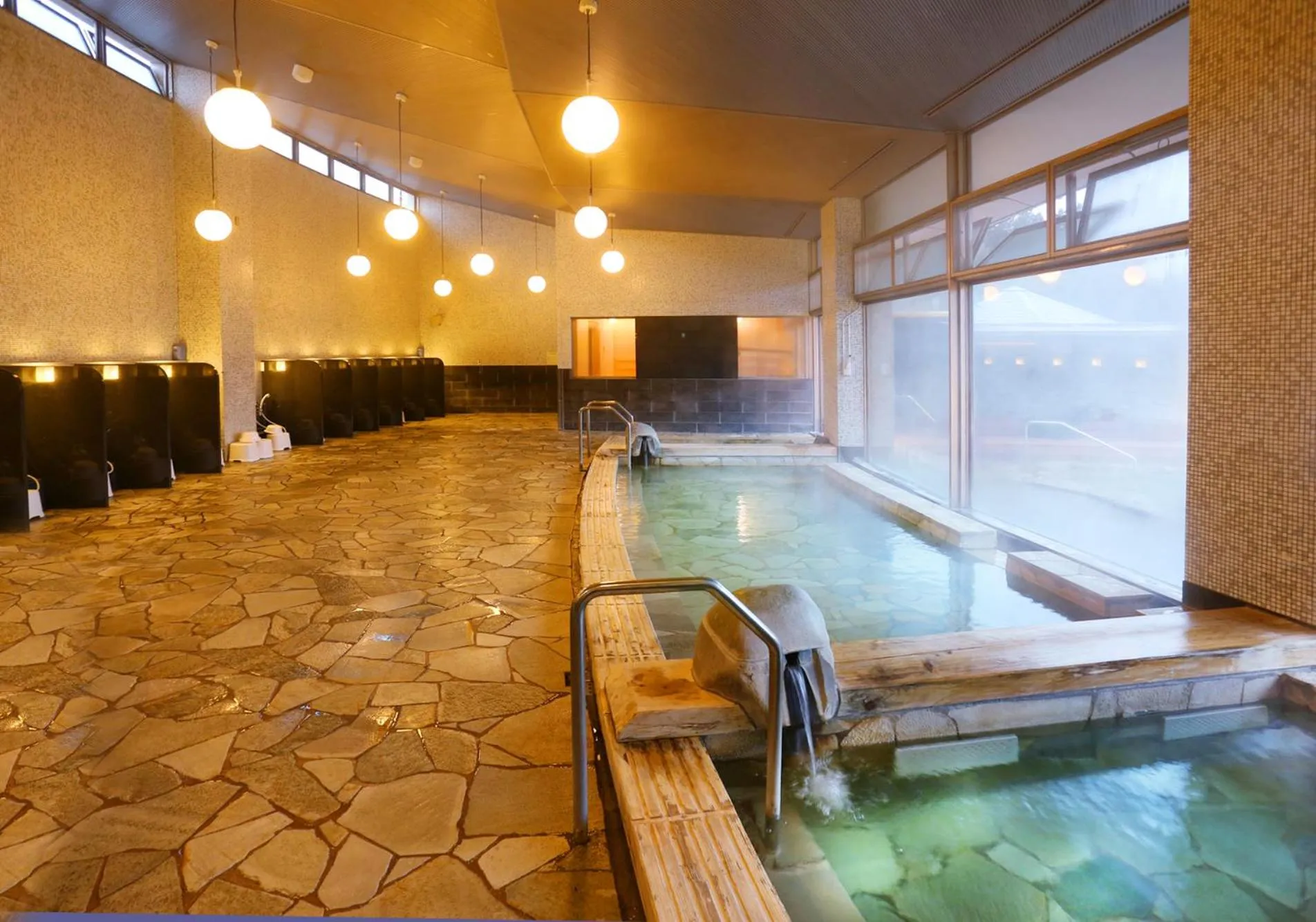 Hot Spring Bath in Greenpia Yame