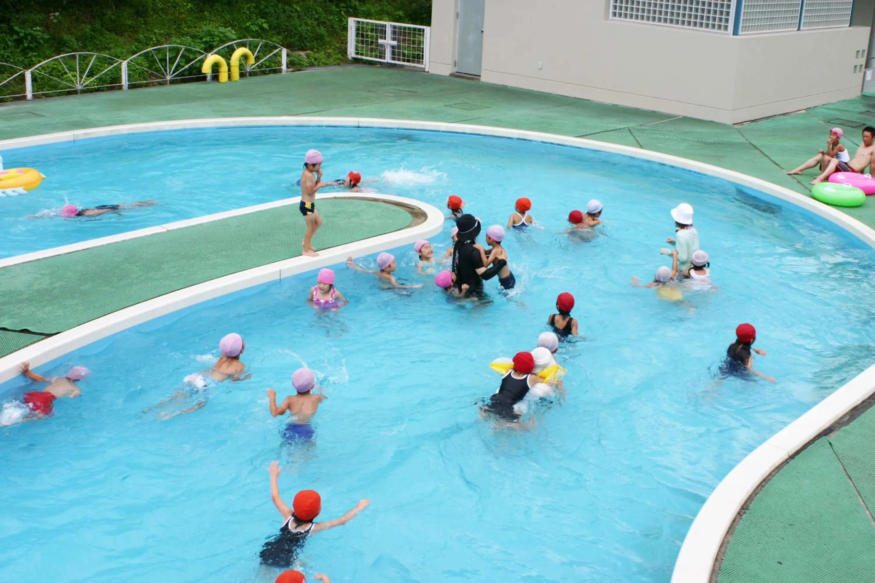 Swimming pool in Greenpia Yame