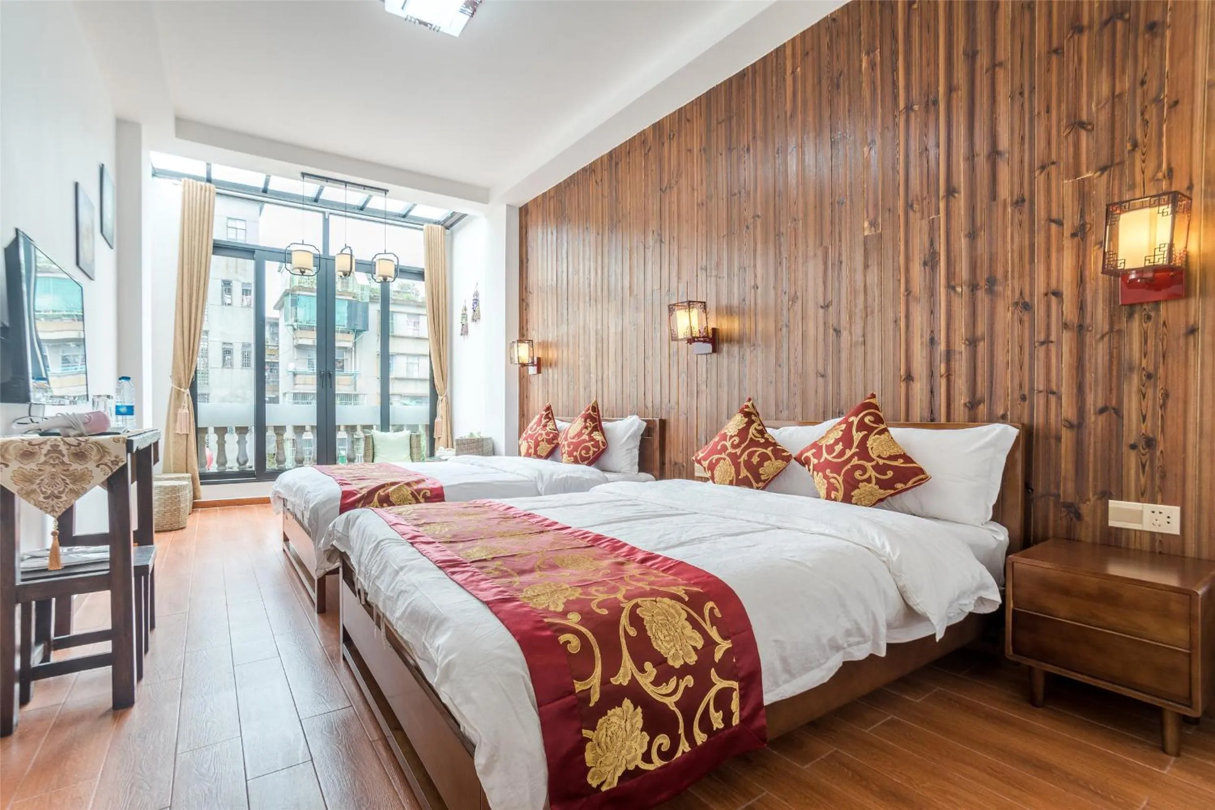 Photo of the whole room, Bed in Chaozhou Hello Inn