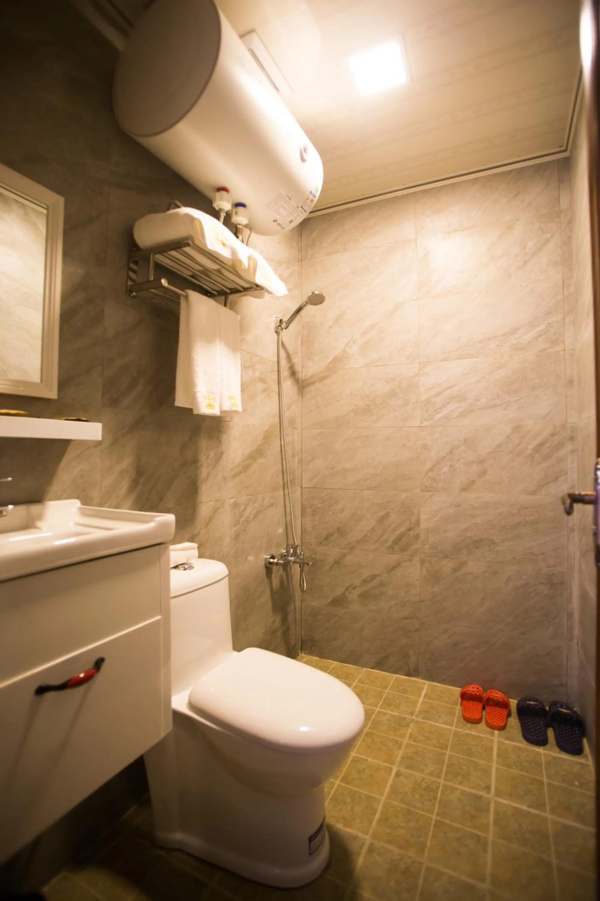 Bathroom in Chaozhou Hello Inn