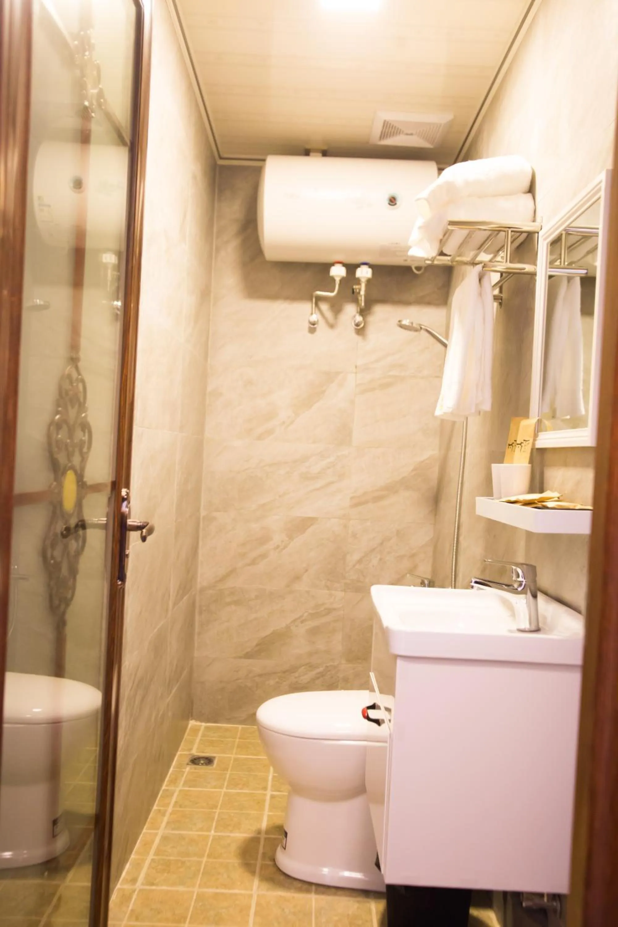 Bathroom in Chaozhou Hello Inn