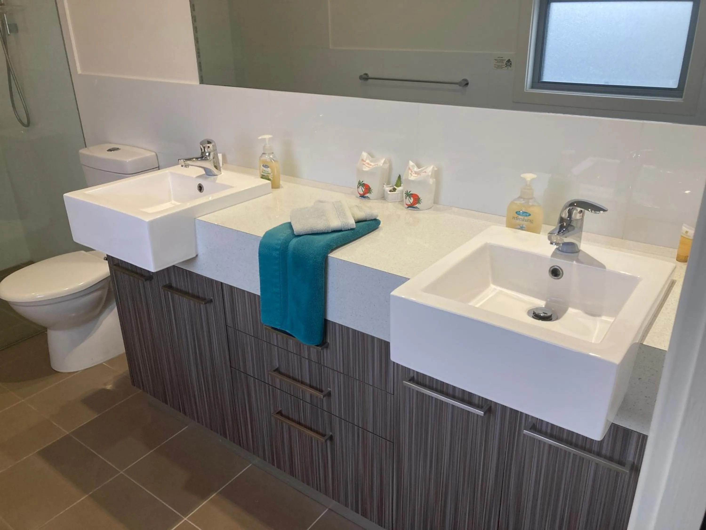 Bathroom in Coffs Jetty BnB