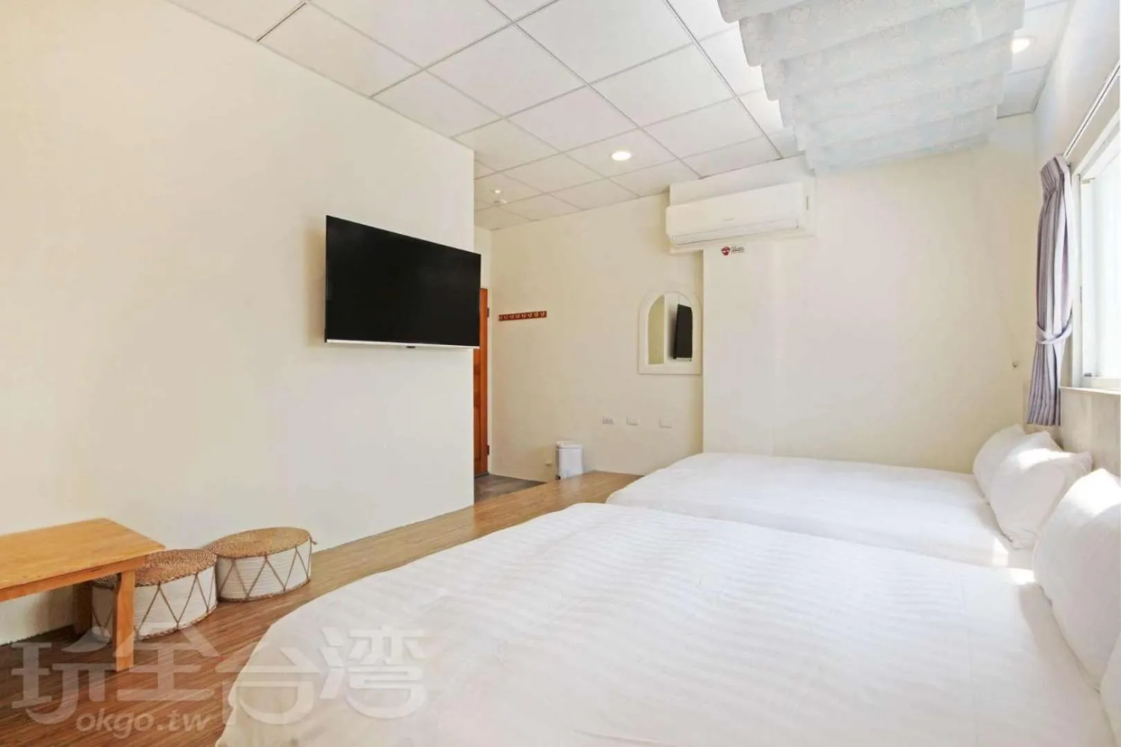 Property building, Bed in Lu Dao Homestay