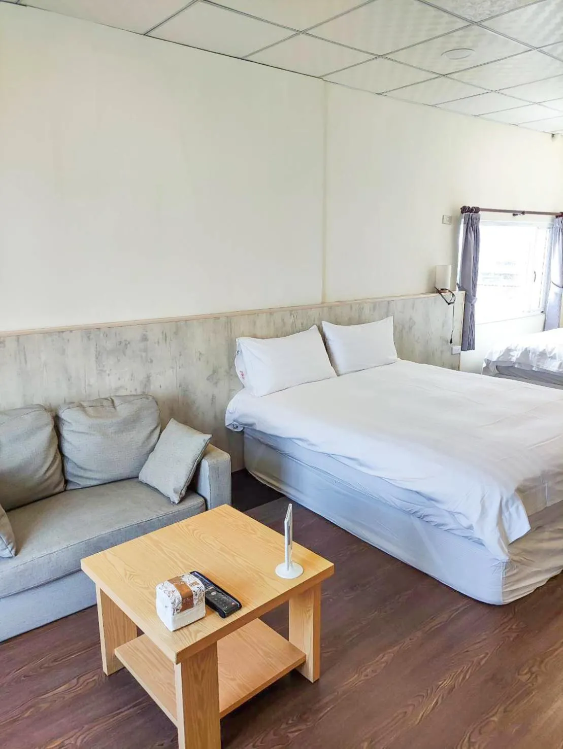 Property building, Bed in Lu Dao Homestay
