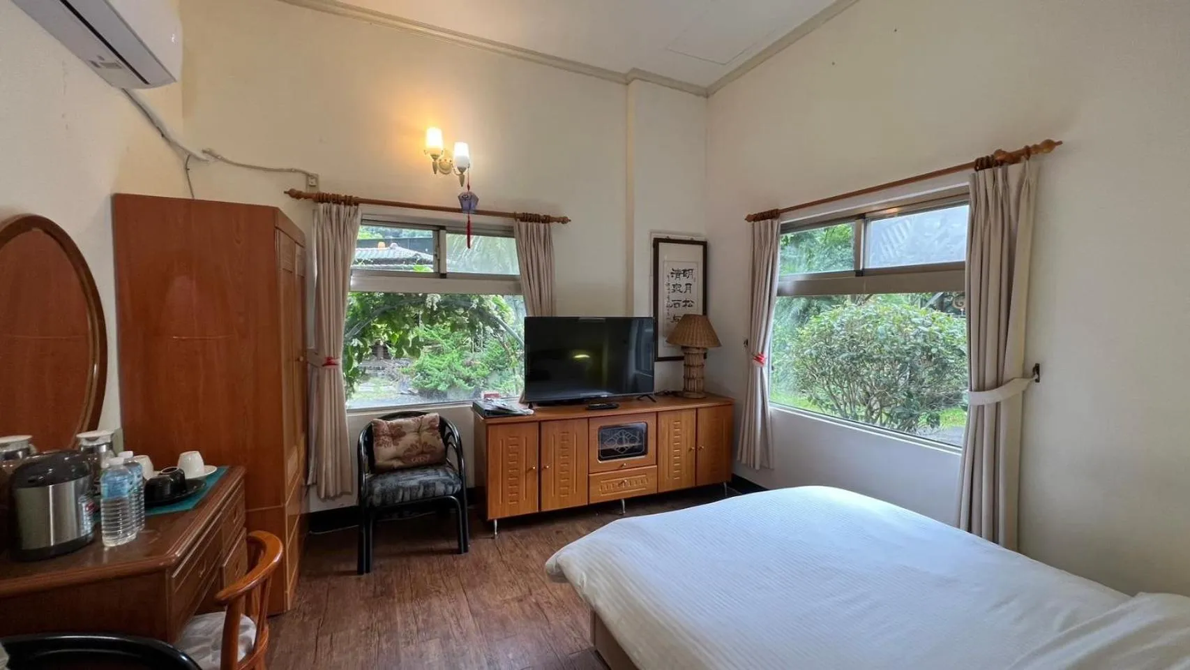 Bed in Lohas Gallery Long Stay Hostel