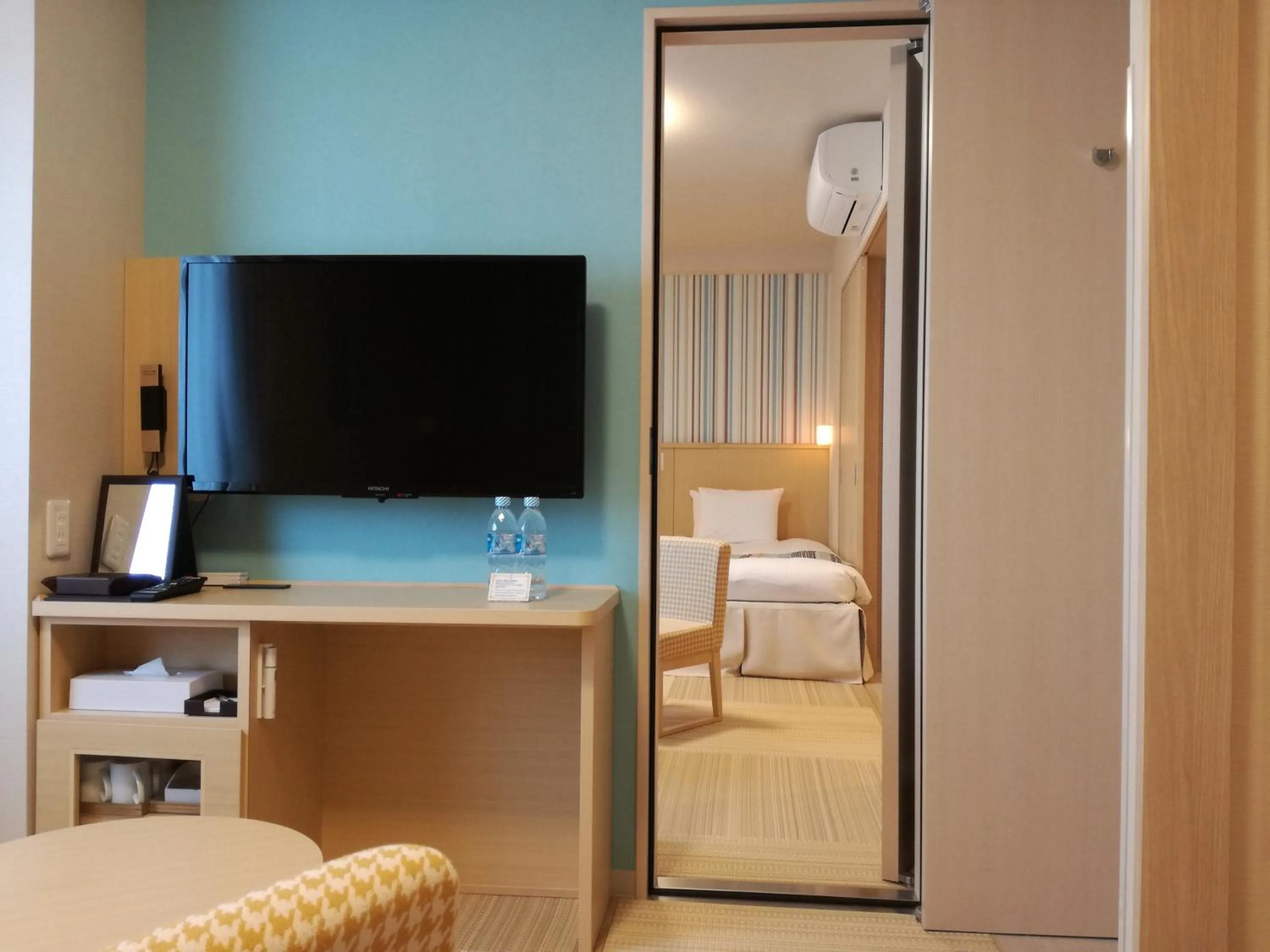 Photo of the whole room, Bed in Hiyori Hotel Maihama