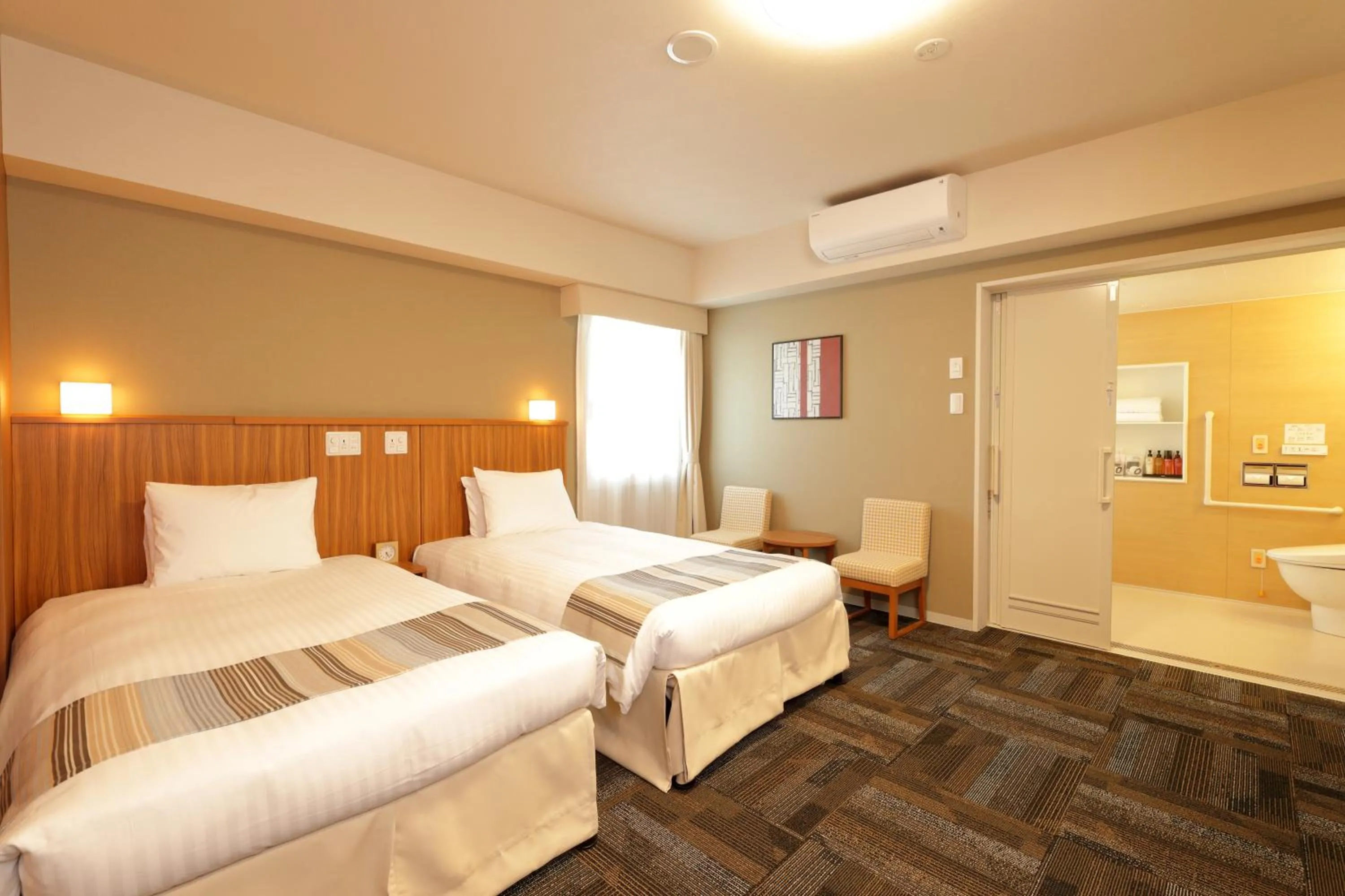 Photo of the whole room, Bed in Hiyori Hotel Maihama