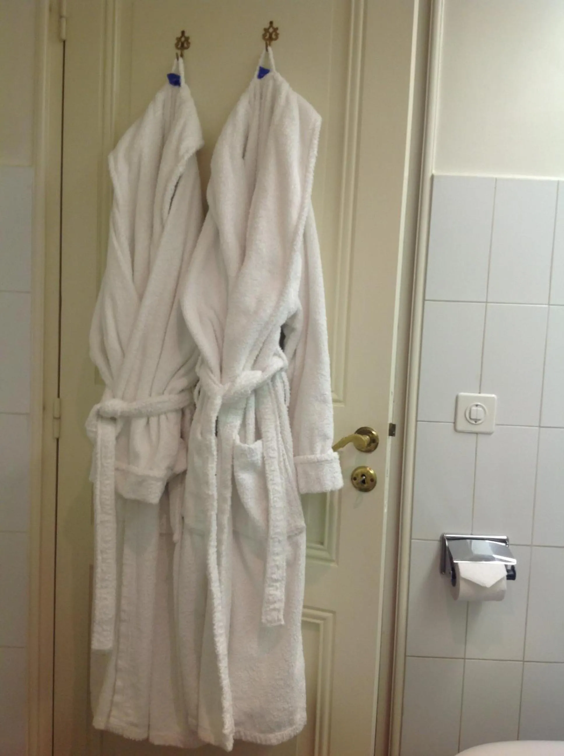 Bathroom in Charming Geneva